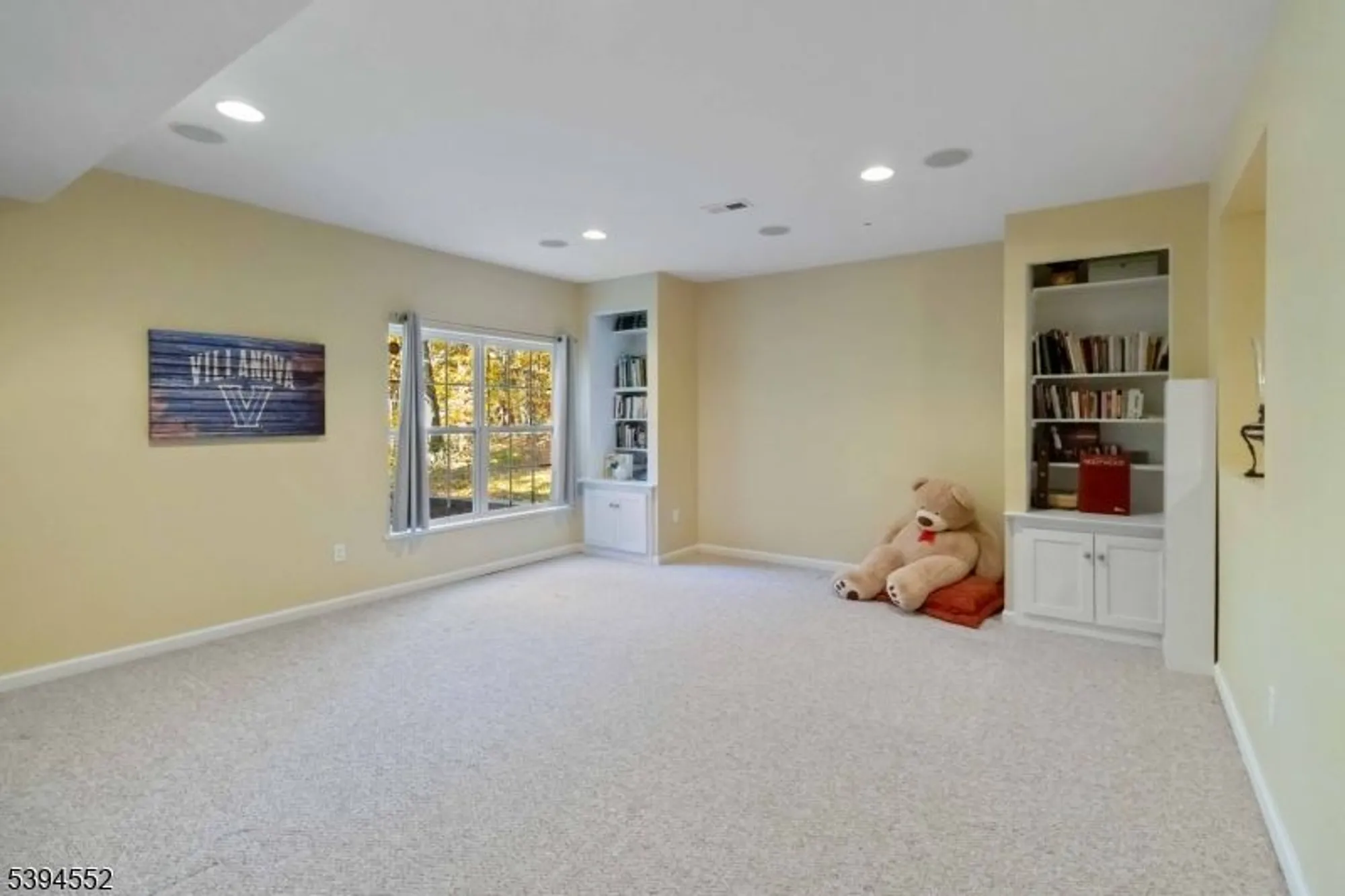 Property Slideshow image 29 of 45 | 100 zachary way, Mount Arlington, NJ, 07856