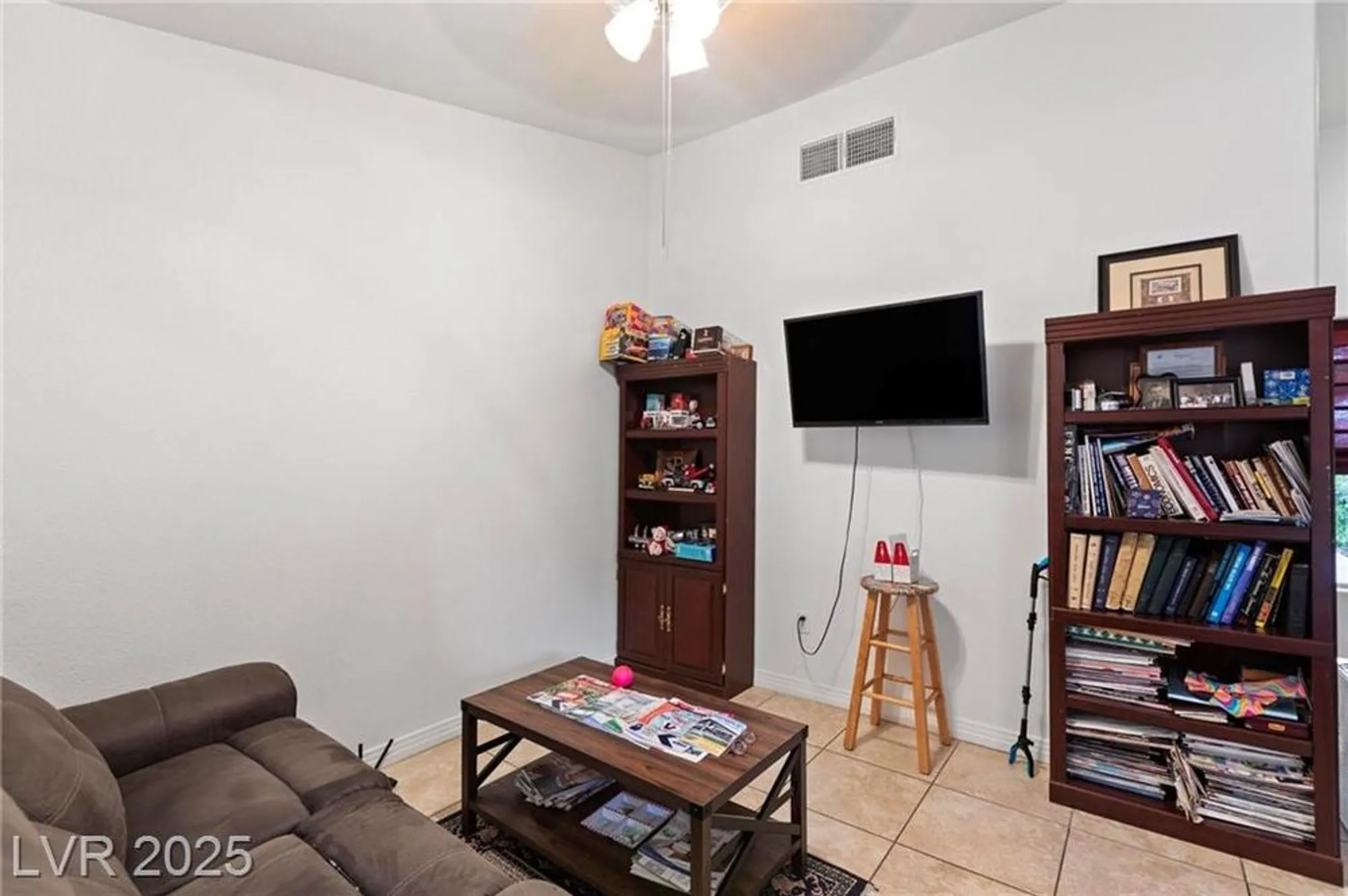 Property Slideshow image 24 of 29 | 2231 hallston st, Las Vegas, NV, 89134