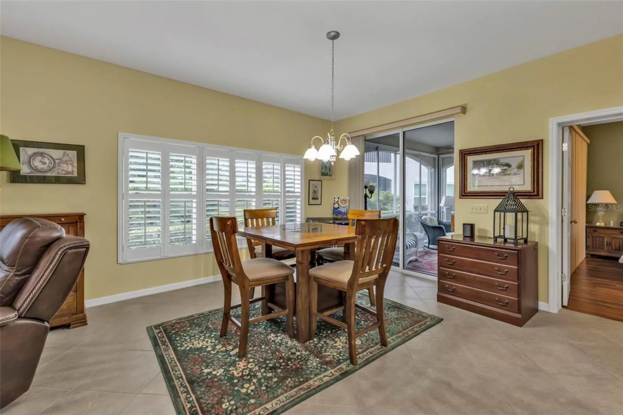 Property Slideshow image 13 of 57 | 3112 club dr 124, Port Charlotte, FL, 33953