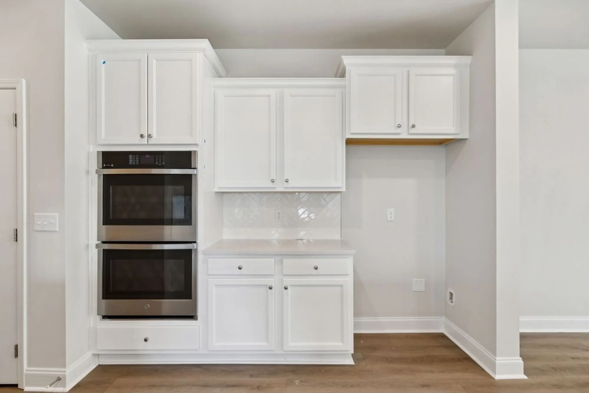 Property Slideshow image 17 of 38 | 344 stonehaus cir, Antioch, TN, 37013