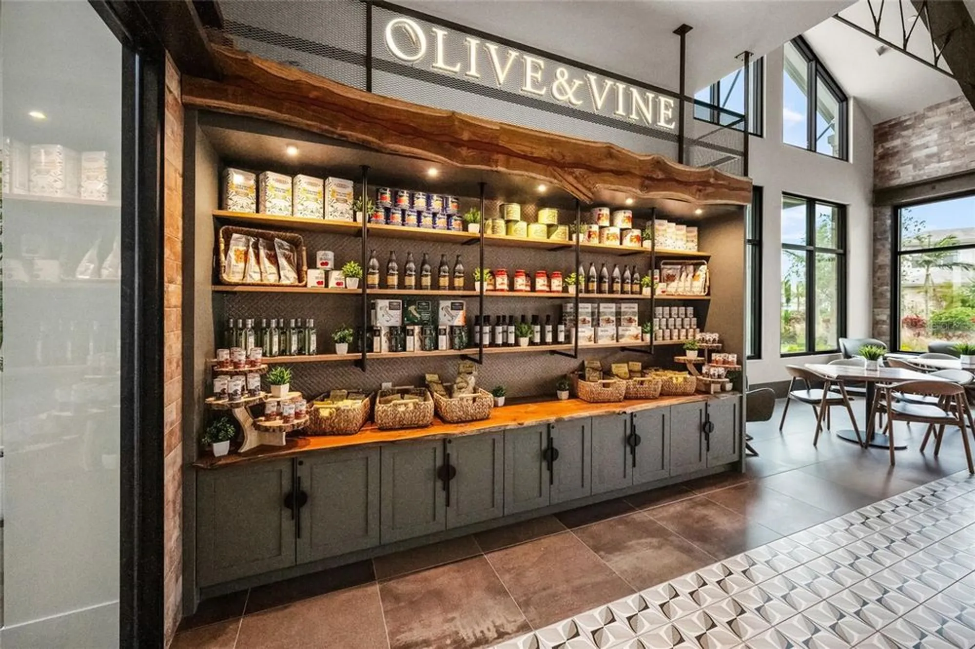 Property Slideshow image 82 of 90 | 16423 isola pl, Lakewood Ranch, FL, 34211