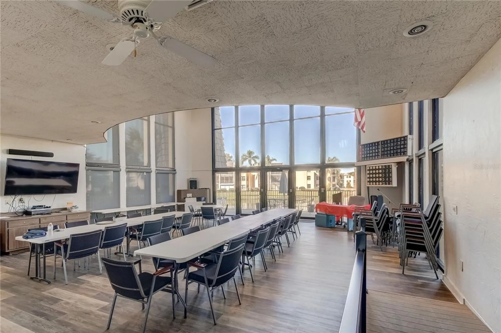 Property Slideshow image 39 of 56 | 14130 rosemary ln 3312, Largo, FL, 33774