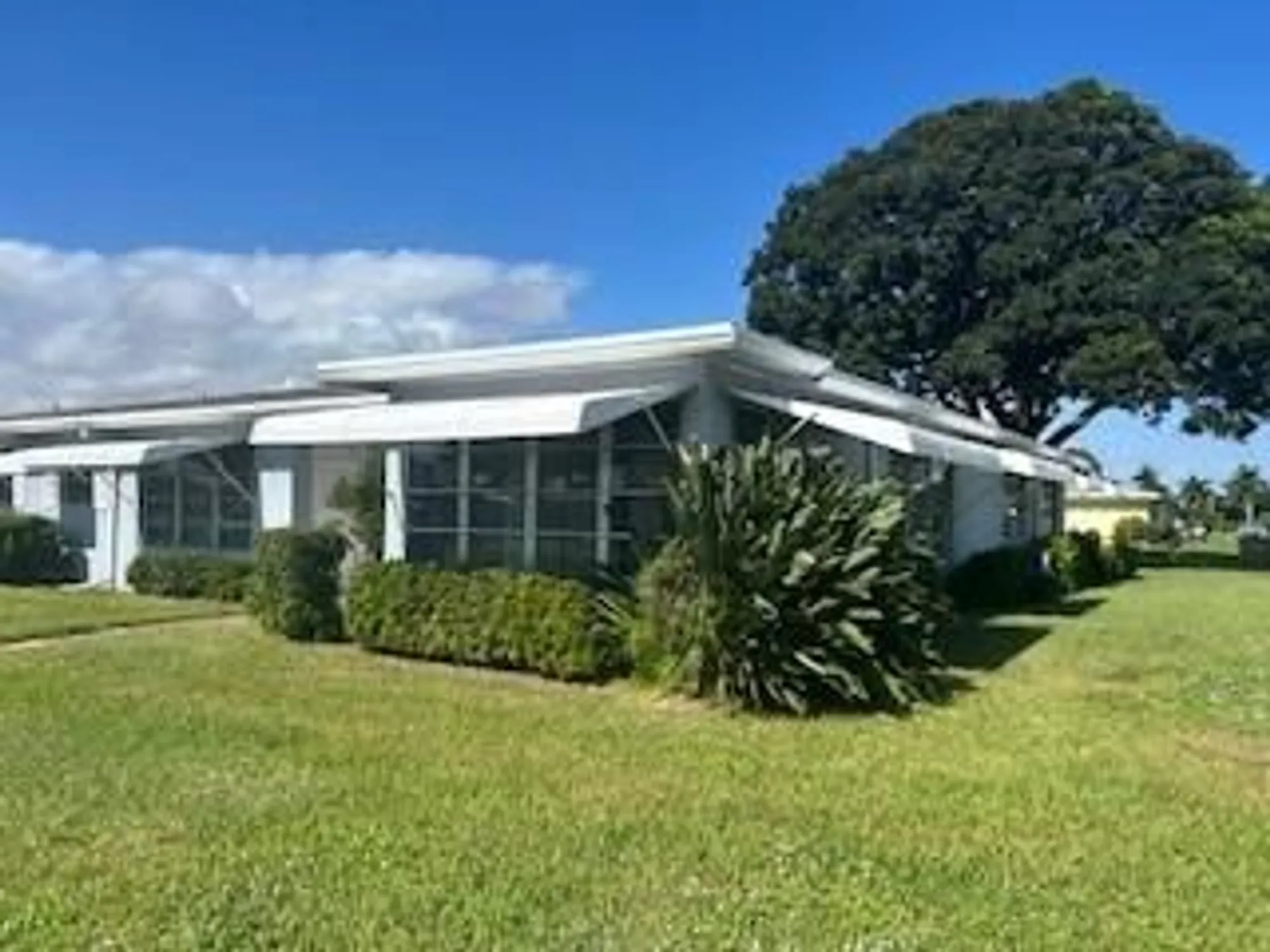 Property Slideshow image 1 of 25 | 145 south blvd d, Boynton Beach, FL, 33435