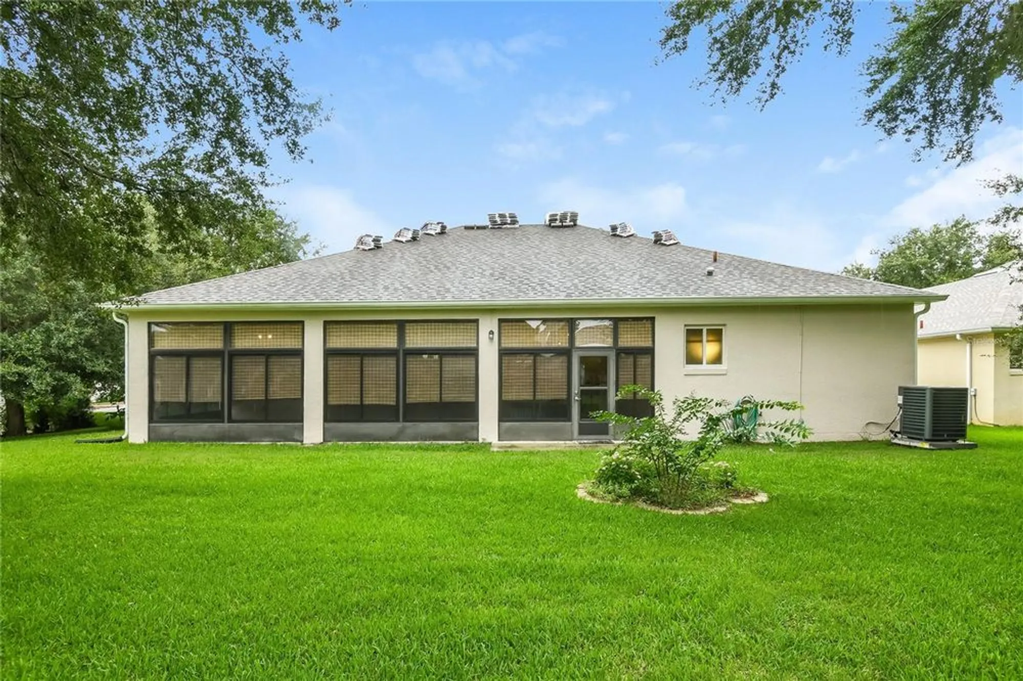 Property Slideshow image 16 of 16 | 25012 laurel valley rd, Leesburg, FL, 34748