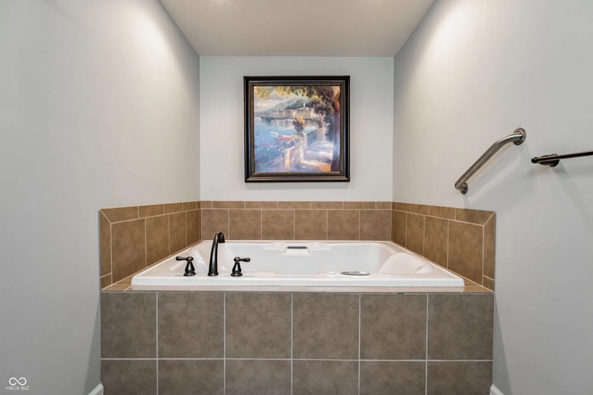 Property Slideshow image 22 of 36 | 489 firefly ln, Carmel, IN, 46032