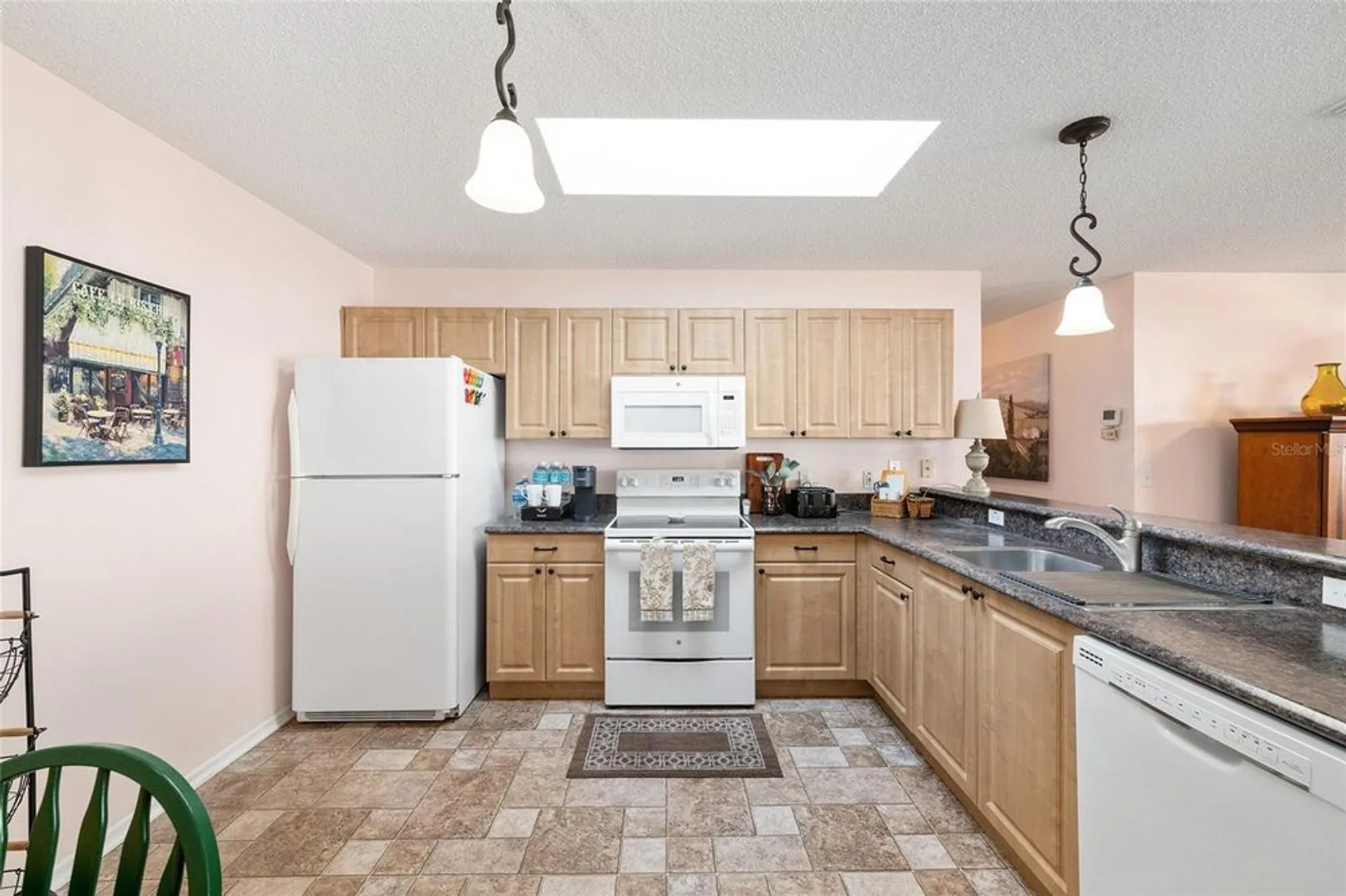 Property Slideshow image 18 of 47 | 1612 campos dr, The Villages, FL, 32162