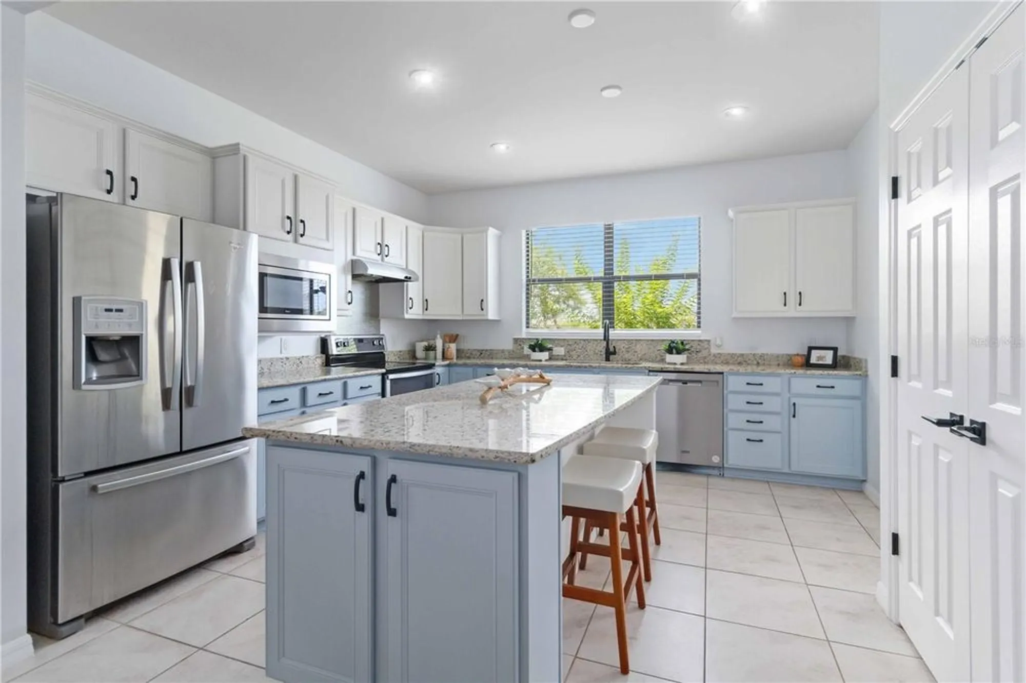 Property Slideshow image 7 of 48 | 13805 posada st, Venice, FL, 34293