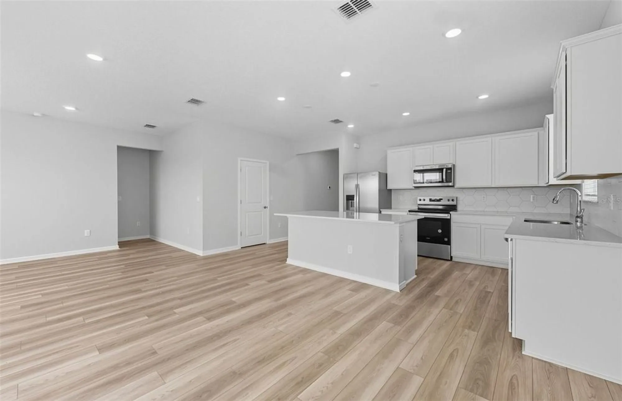 Property Slideshow image 5 of 34 | 8343 sw 58th loop, Ocala, FL, 34481