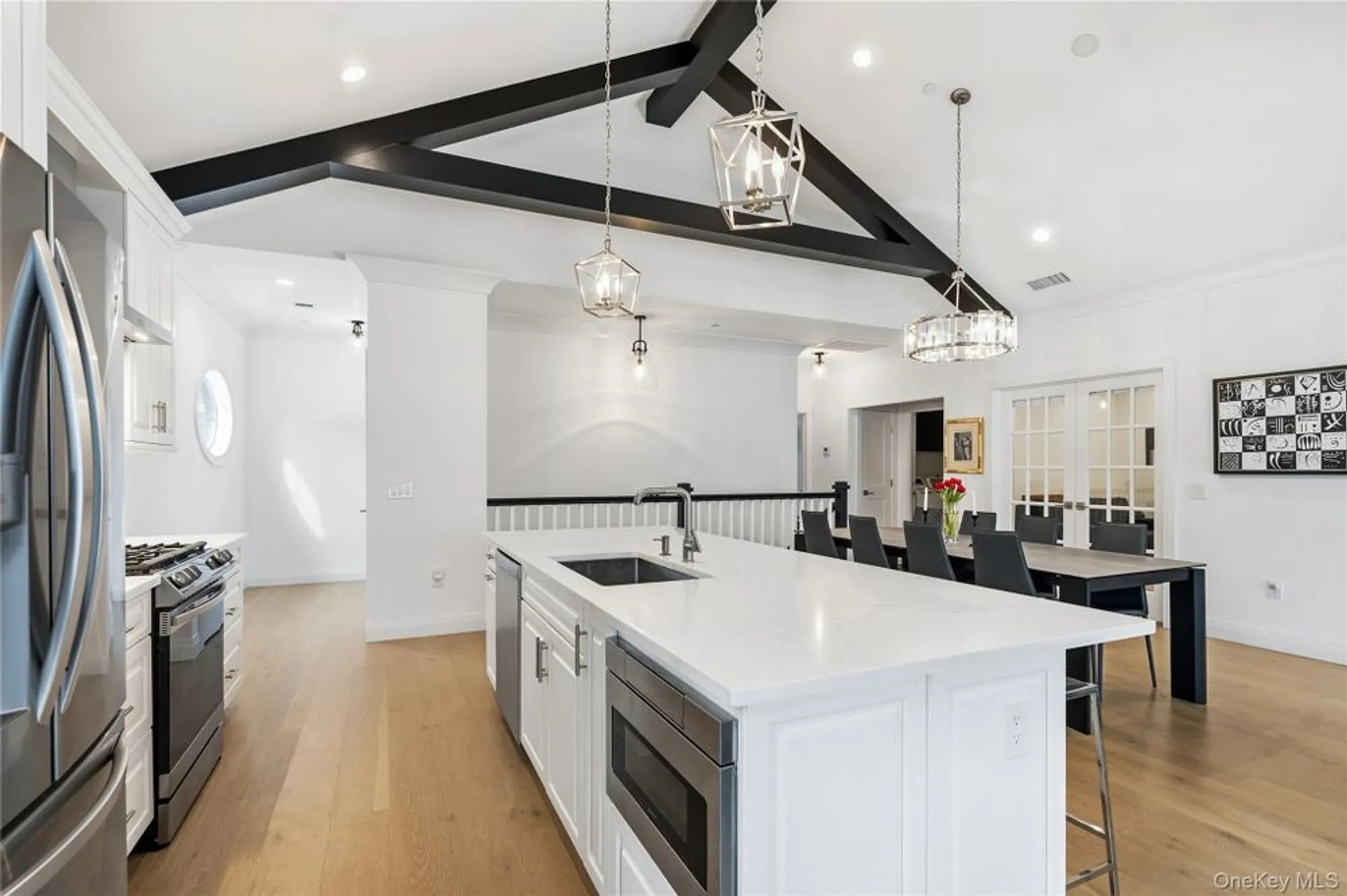 Property Slideshow image 14 of 29 | 86202 spruce pond cir # 744, Plainview, NY, 11803