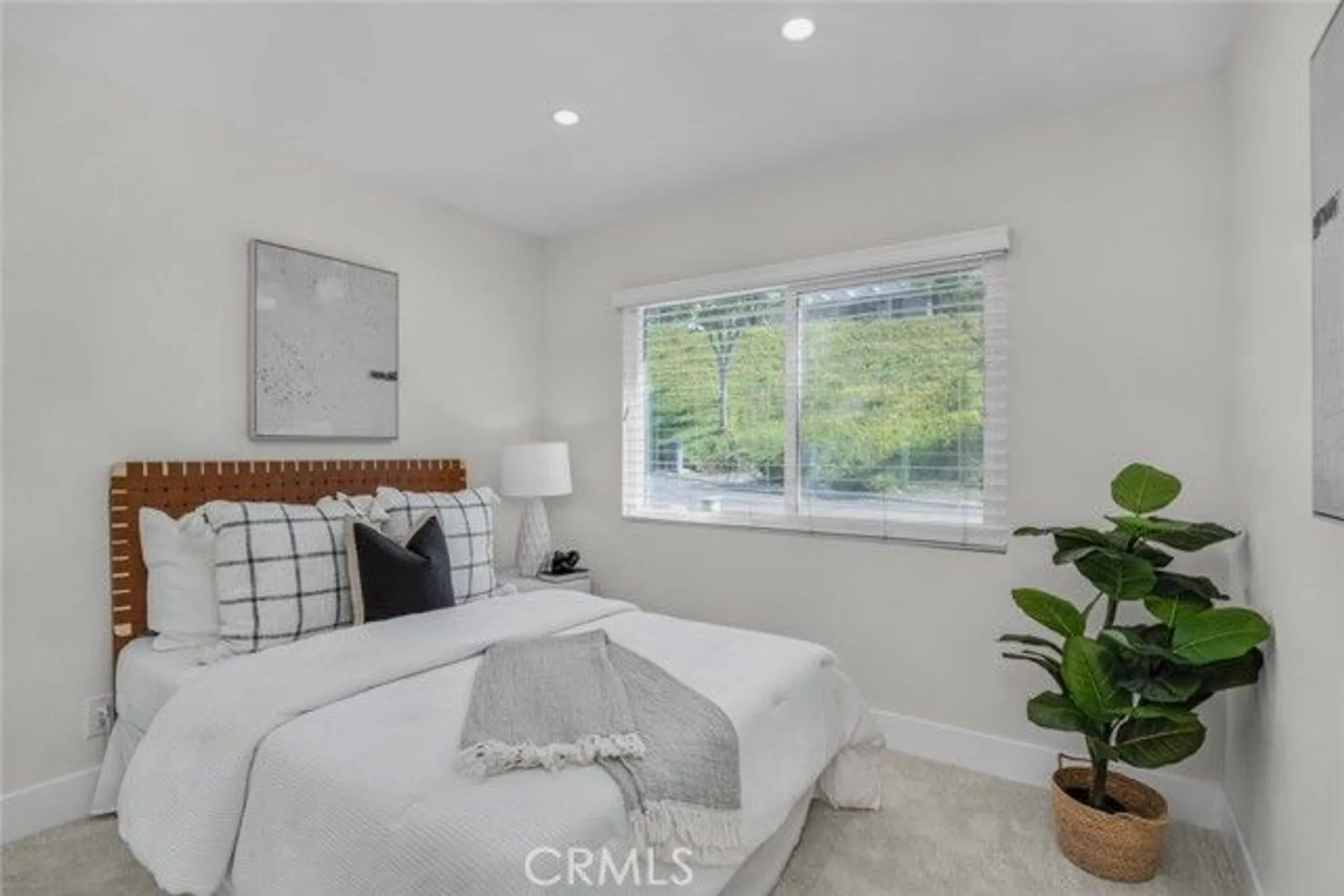 Property Slideshow image 15 of 47 | 28041 via machado, Mission Viejo, CA, 92692