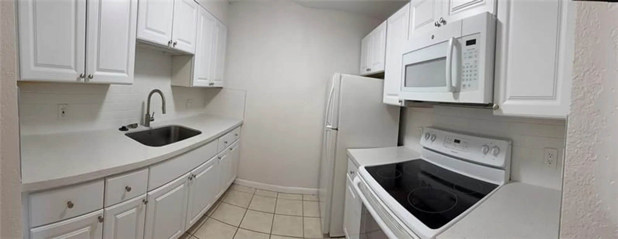 Property Slideshow image 2 of 28 | 251 sw 132nd way h108, Pembroke Pines, FL, 33027