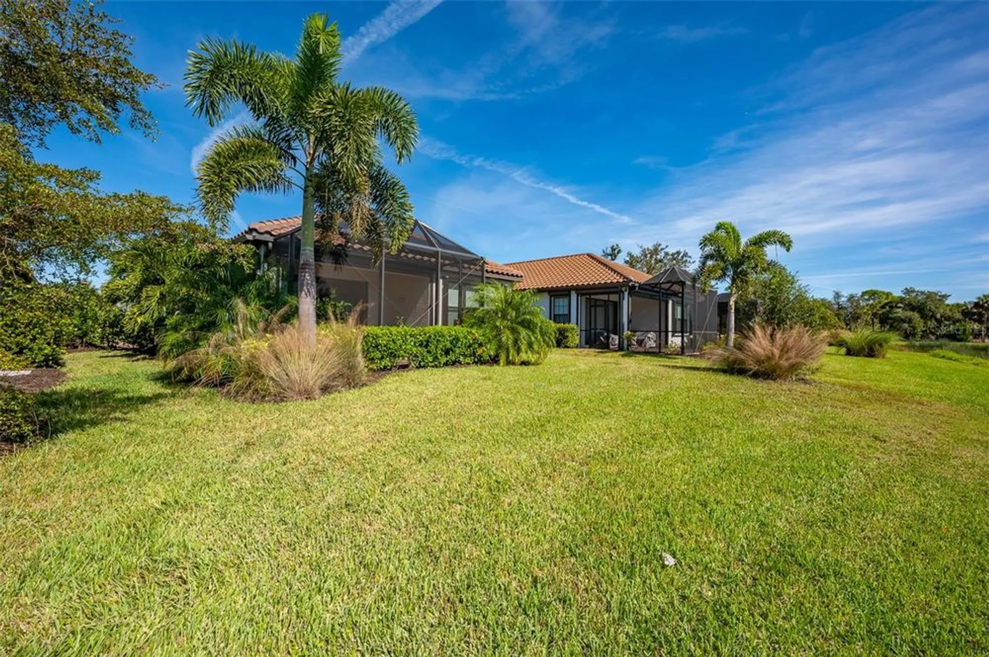Property Slideshow image 33 of 99 | 5451 lago maggio st, Sarasota, FL, 34238