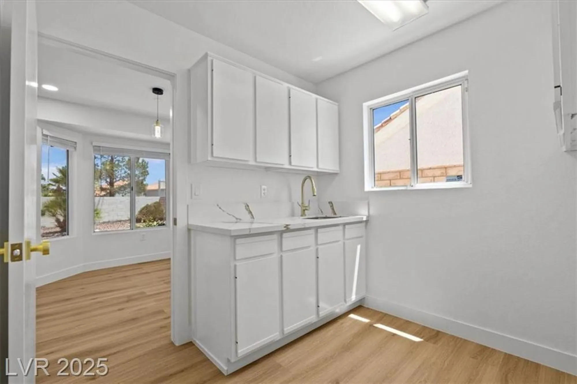 Property Slideshow image 13 of 24 | 2824 morning ridge dr, Las Vegas, NV, 89134