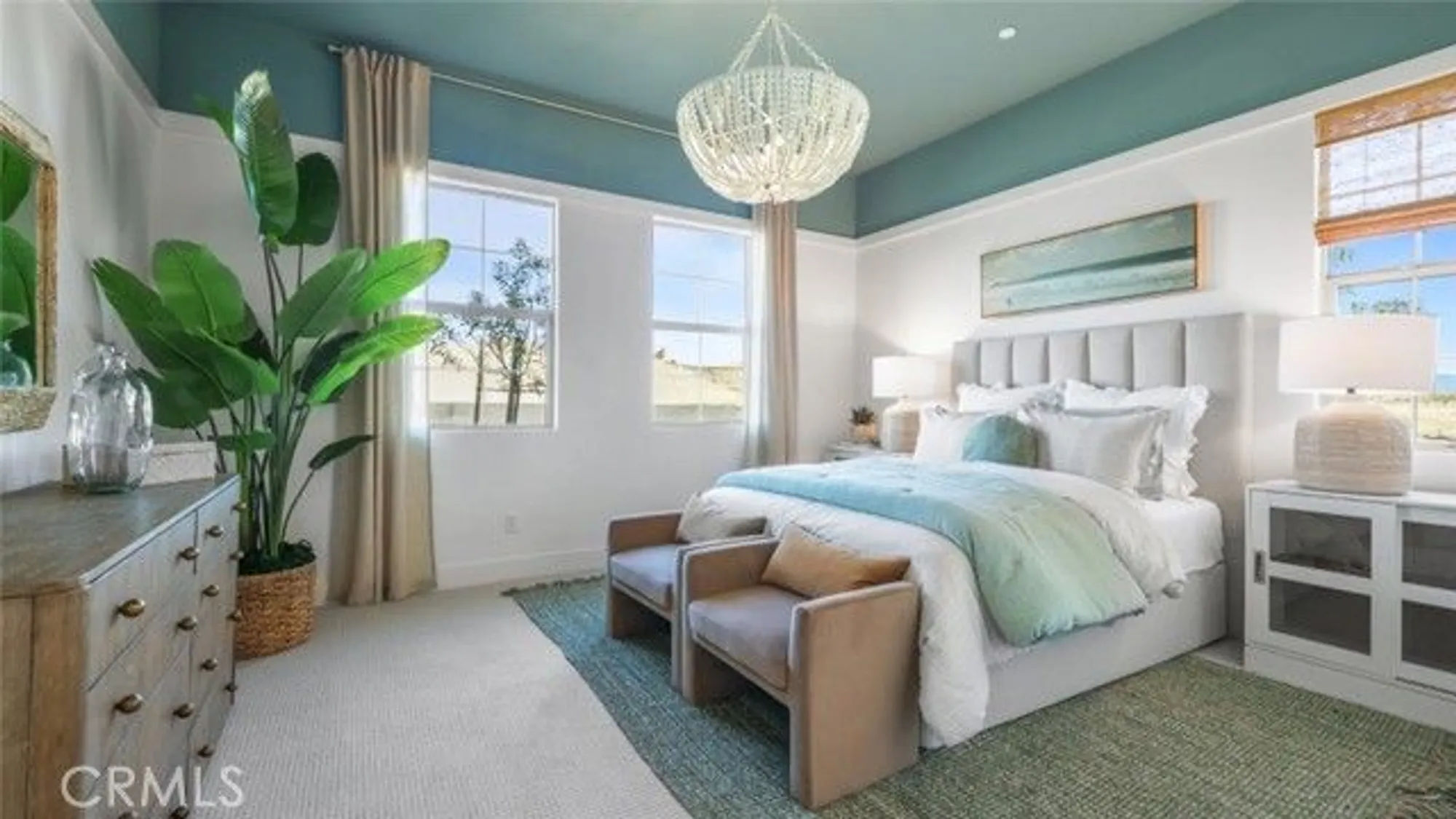 Property Slideshow image 20 of 30 | 29437 via diamante, Valencia, CA, 91354