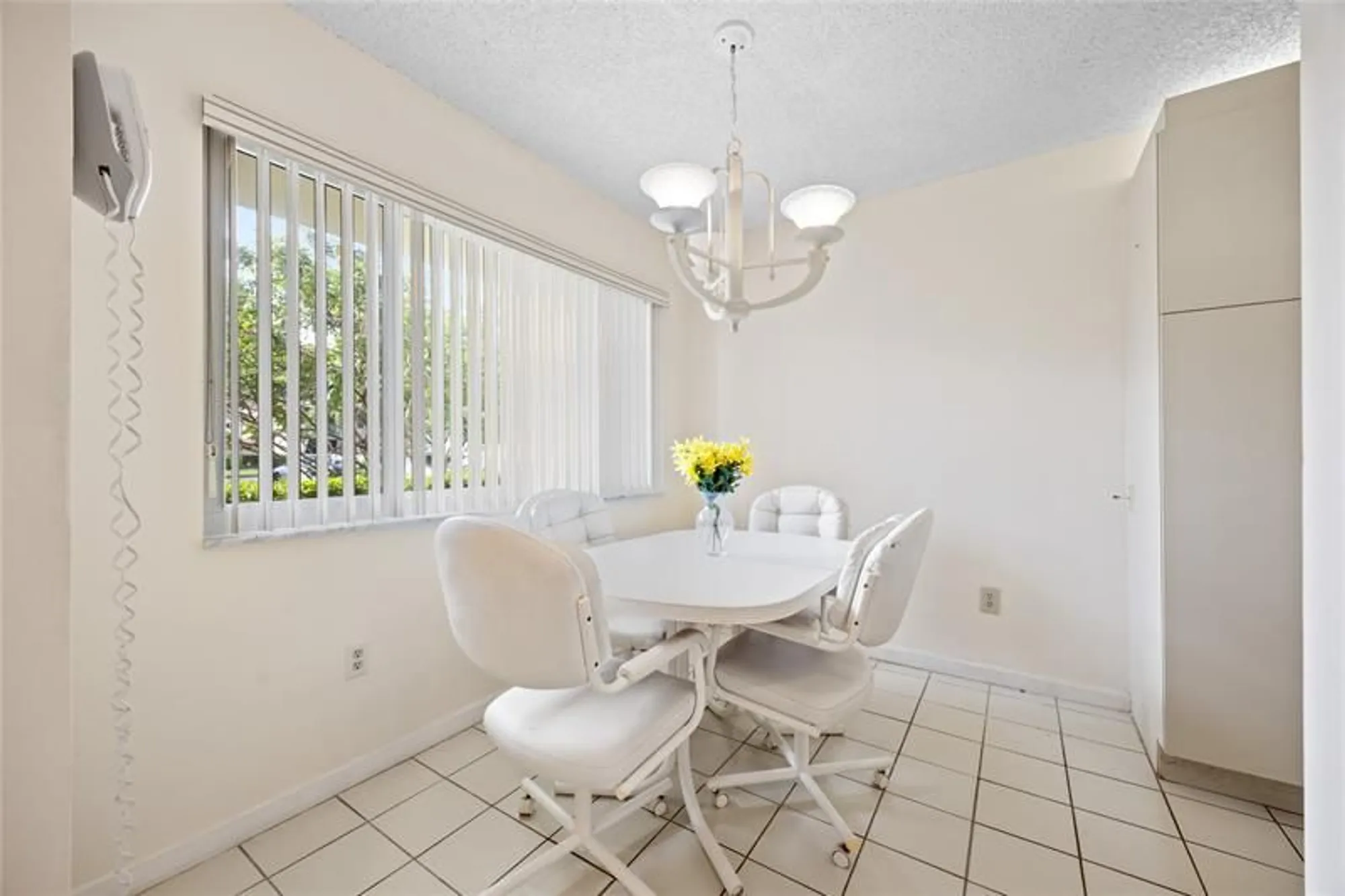Property Slideshow image 11 of 41 | 7186 s devon dr # 109, Tamarac, FL, 33321