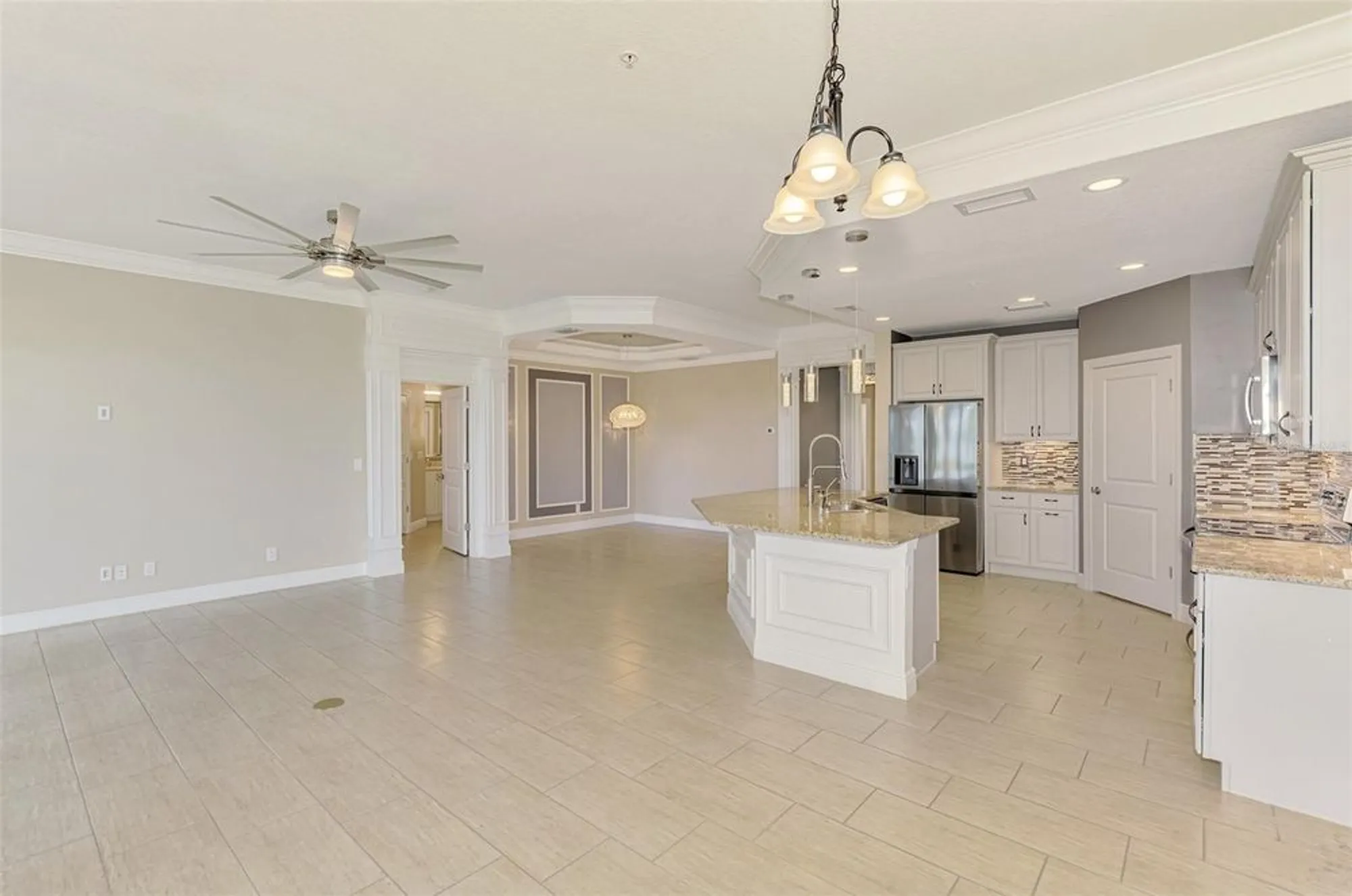 Property Slideshow image 23 of 77 | 1226 riverscape st, Bradenton, FL, 34208