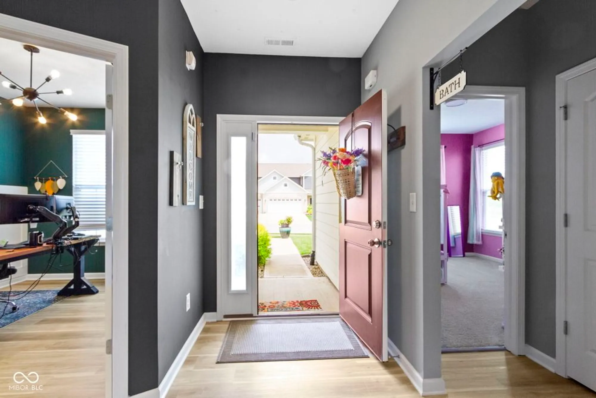Property Slideshow image 10 of 64 | 9101 gordimer cir, Indianapolis, IN, 46239