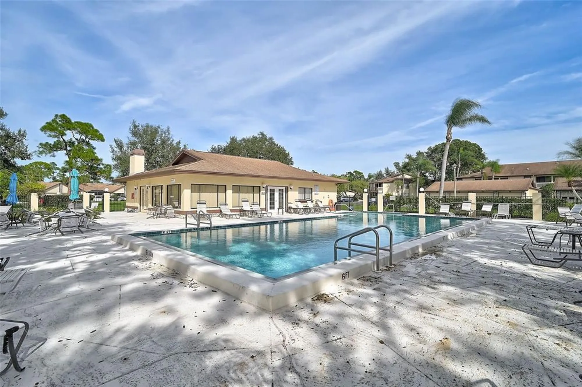 Property Slideshow image 28 of 31 | 5633 avista dr, Sarasota, FL, 34243