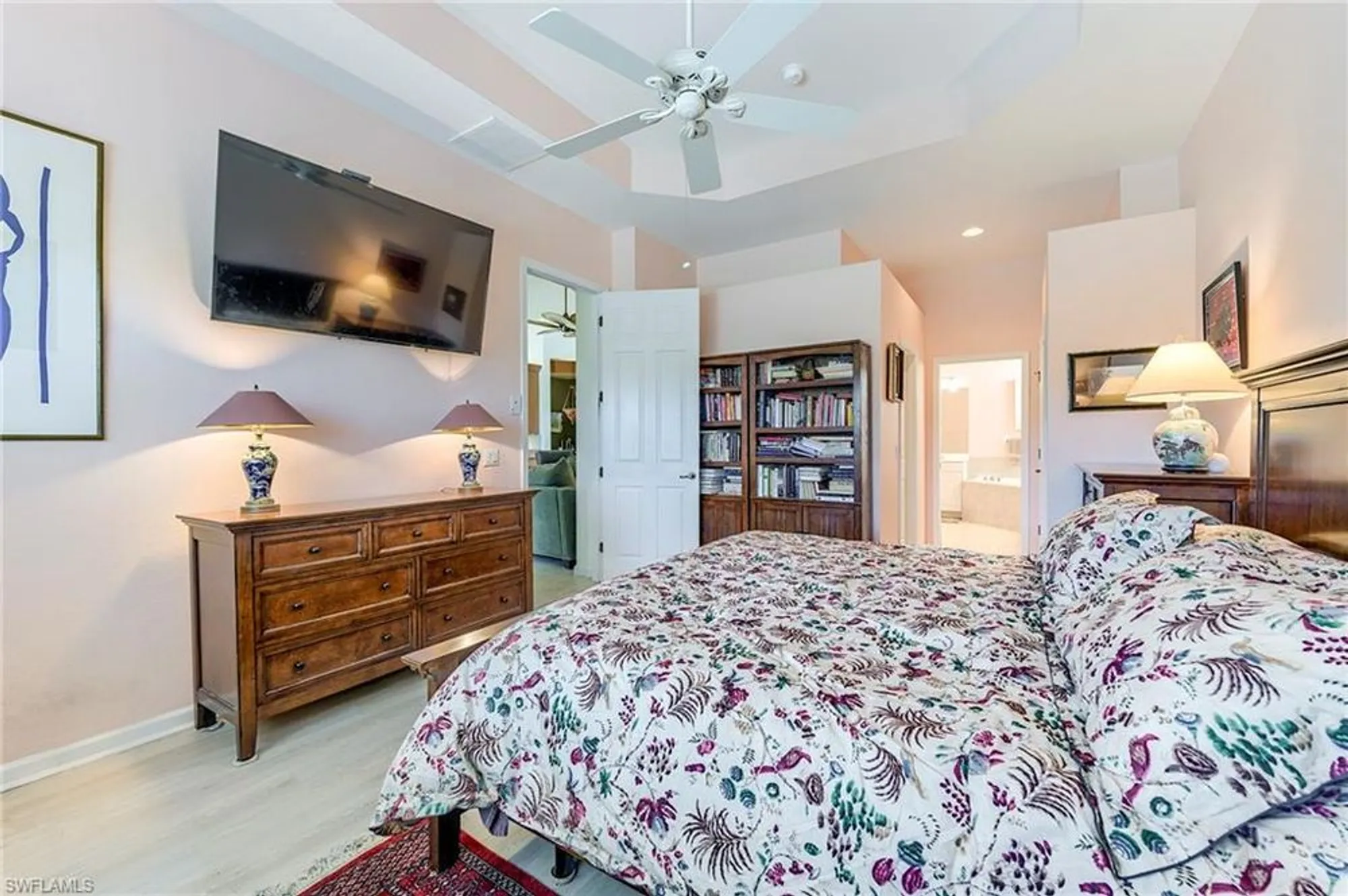 Property Slideshow image 29 of 49 | 3806 lakeview isle ct, Fort Myers, FL, 33905