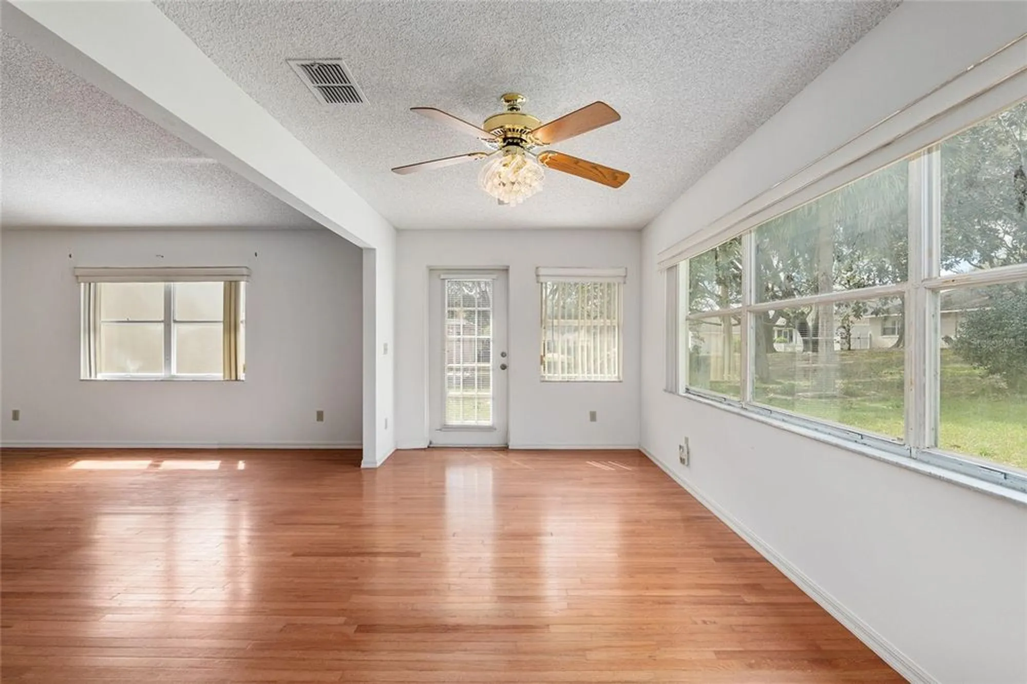 Property Slideshow image 21 of 54 | 9064 sw 91st cir, Ocala, FL, 34481