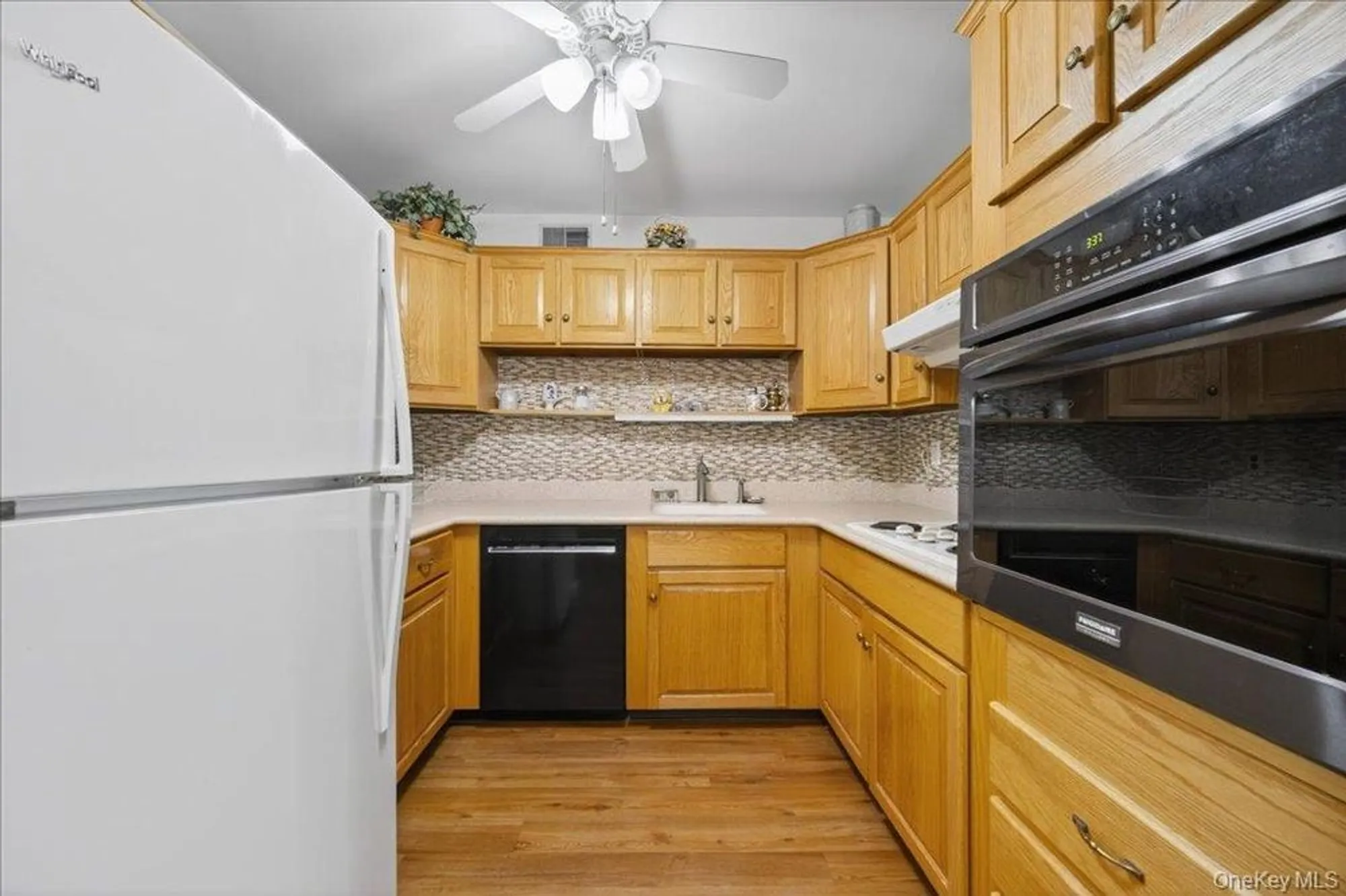 Property Slideshow image 13 of 44 | 129c columbia ct, Yorktown Heights, NY, 10598