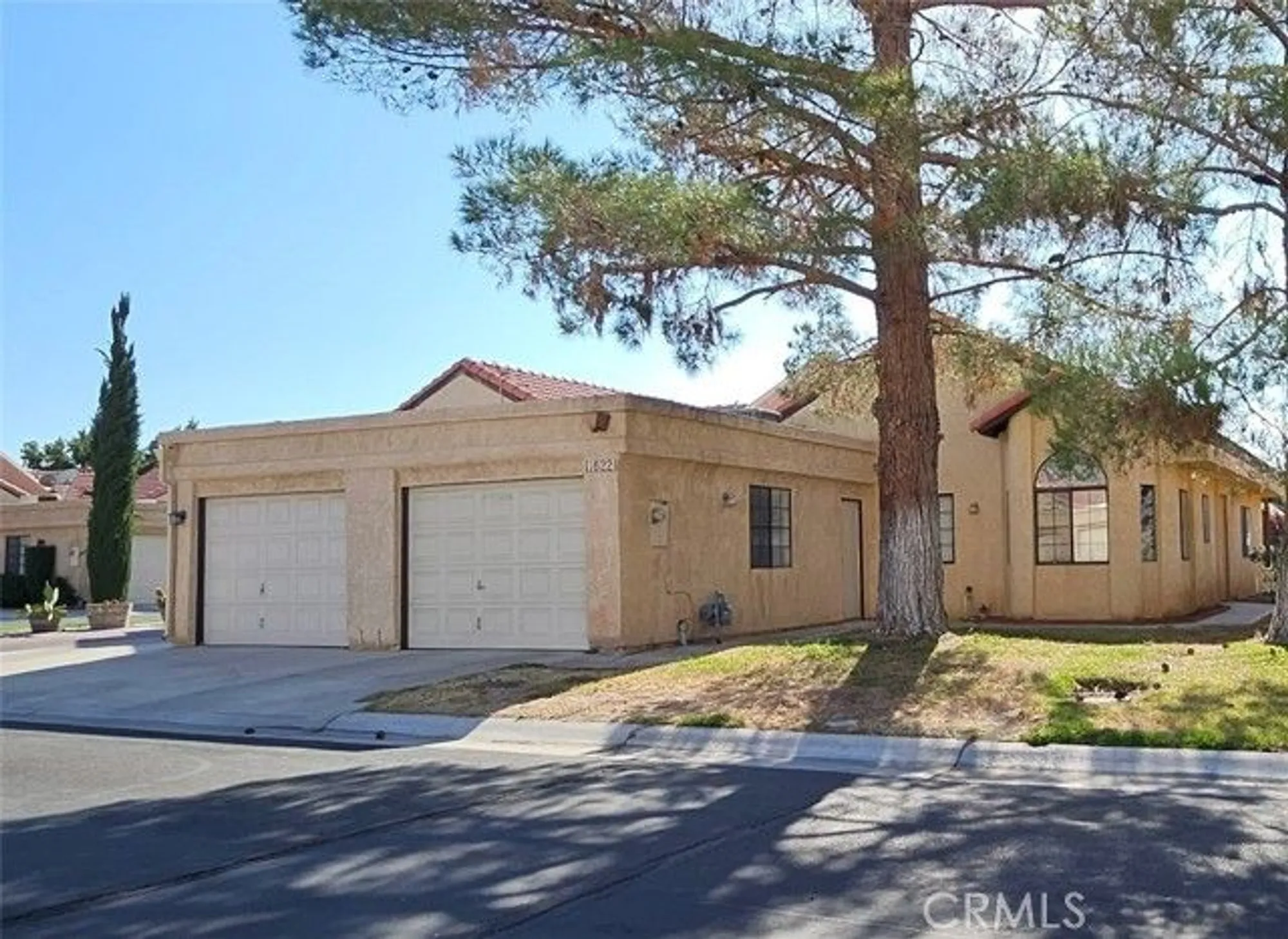 Property Slideshow image 22 of 23 | 11620 locust ln, Apple Valley, CA, 92308
