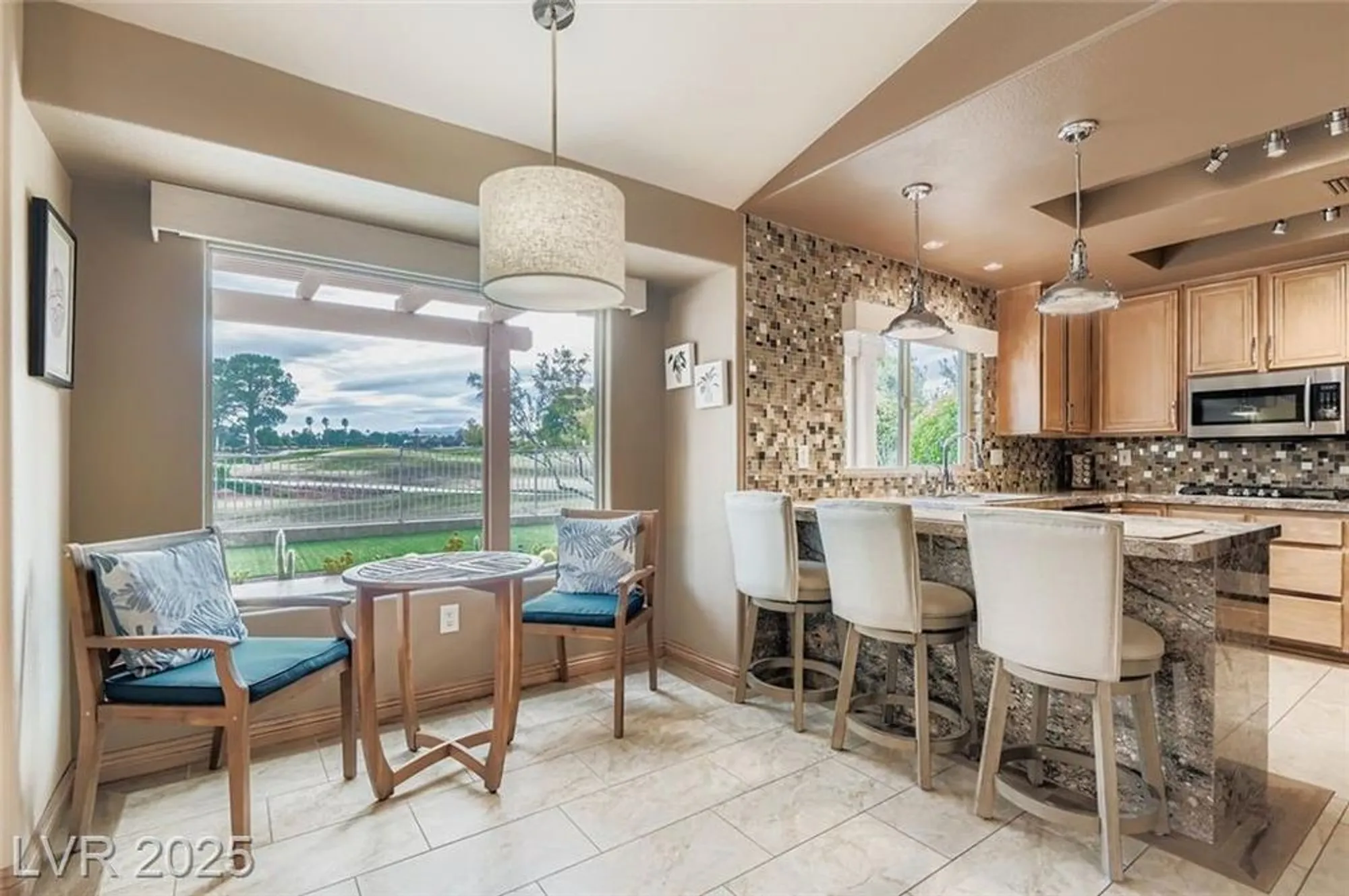 Property Slideshow image 8 of 32 | 9101 villa ridge dr, Las Vegas, NV, 89134