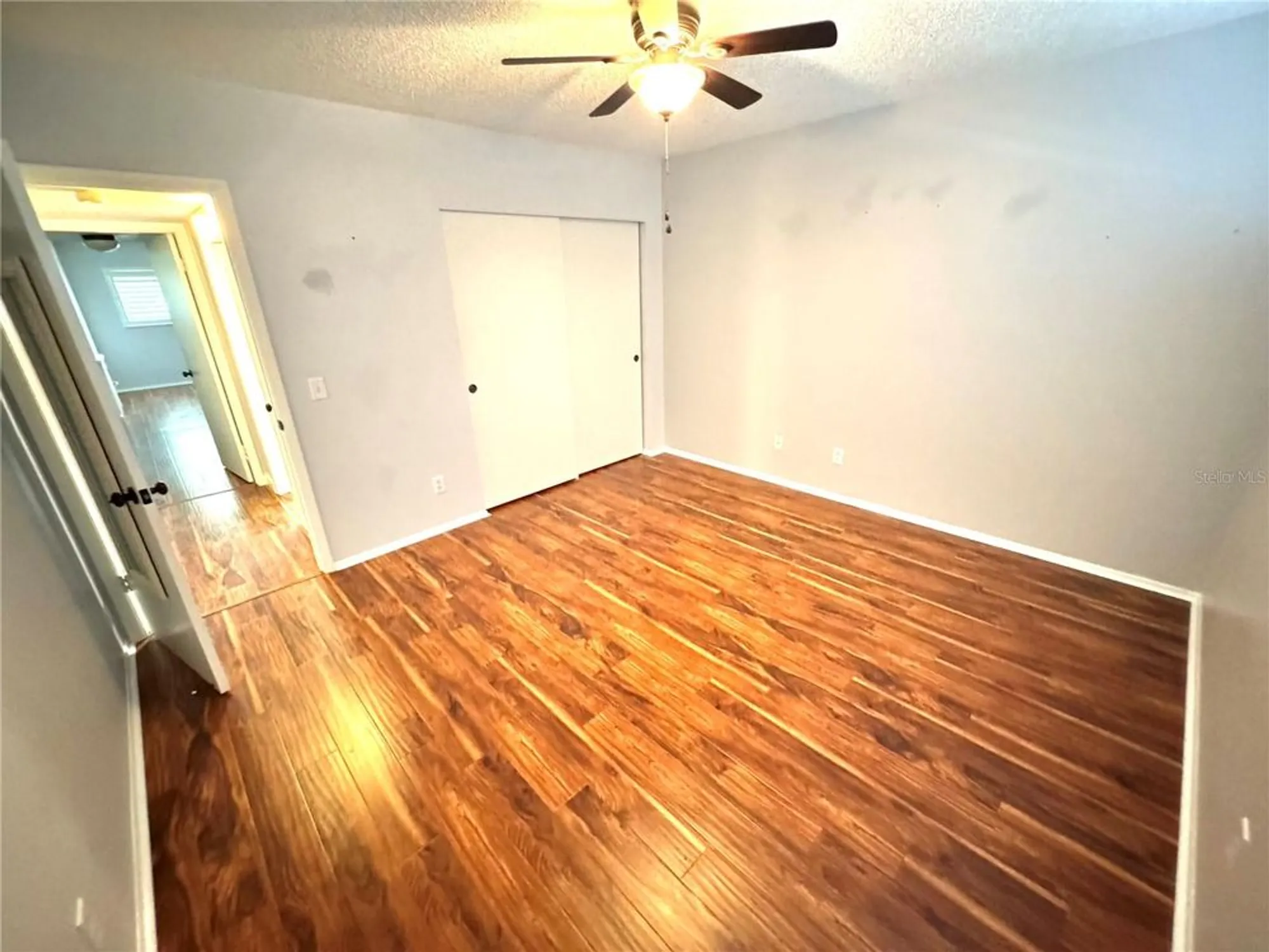 Property Slideshow image 22 of 37 | 2262 swedish dr 6, Clearwater, FL, 33763