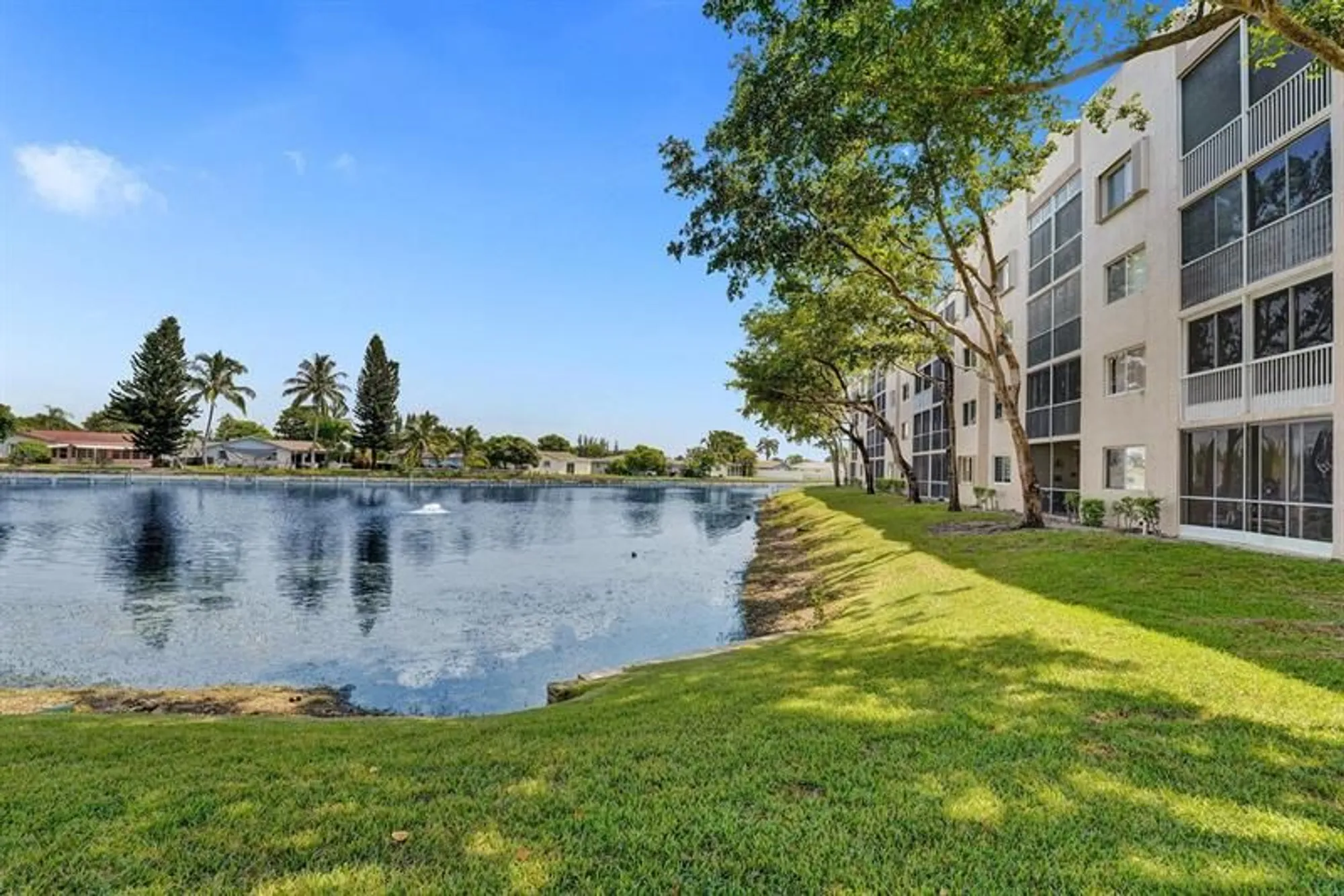 Property Slideshow image 54 of 61 | 9587 weldon cir apt b312, Fort Lauderdale, FL, 33321