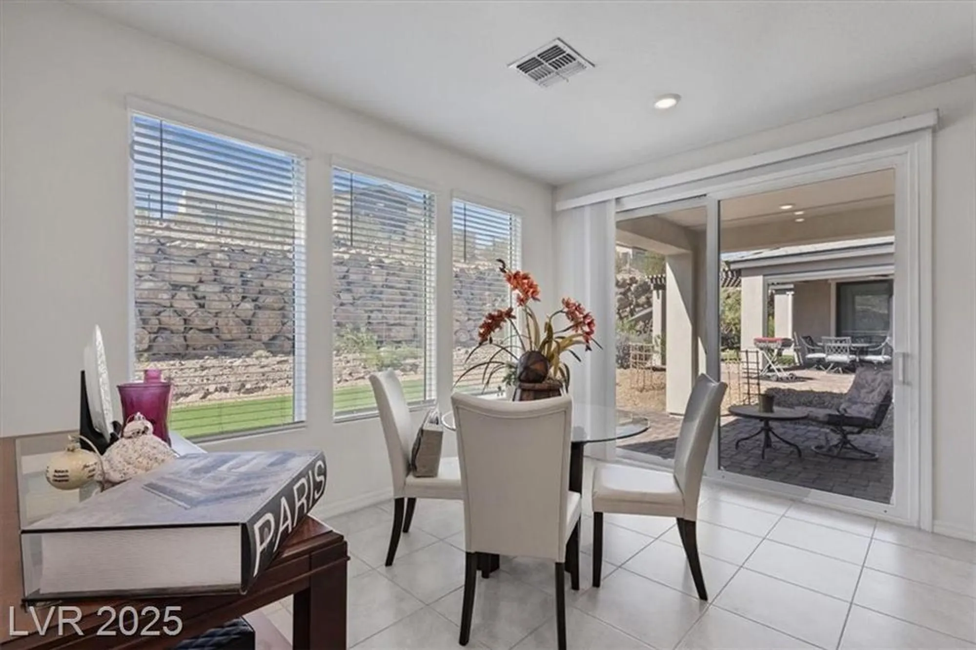 Property Slideshow image 3 of 35 | 25 stone yucca ct, Henderson, NV, 89011