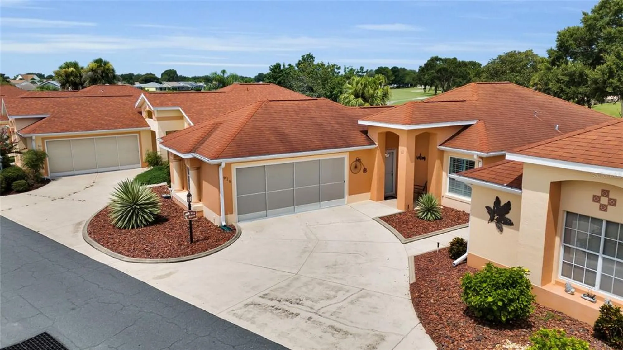 Property Slideshow image 39 of 45 | 916 medira dr, Lady Lake, FL, 32159