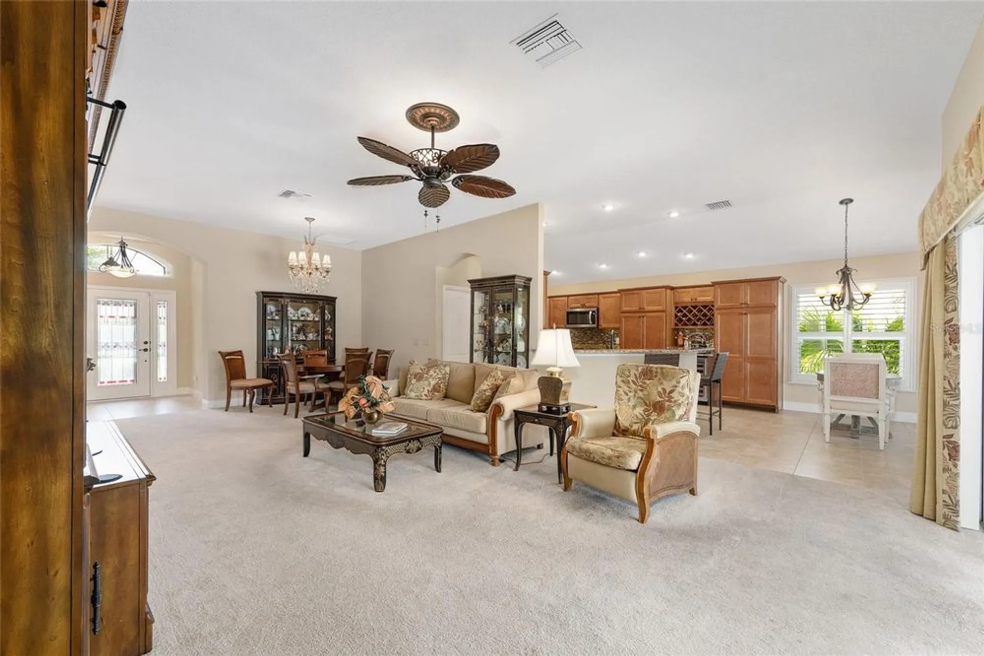 Property Slideshow image 34 of 66 | 4239 deskin ln, The Villages, FL, 32163