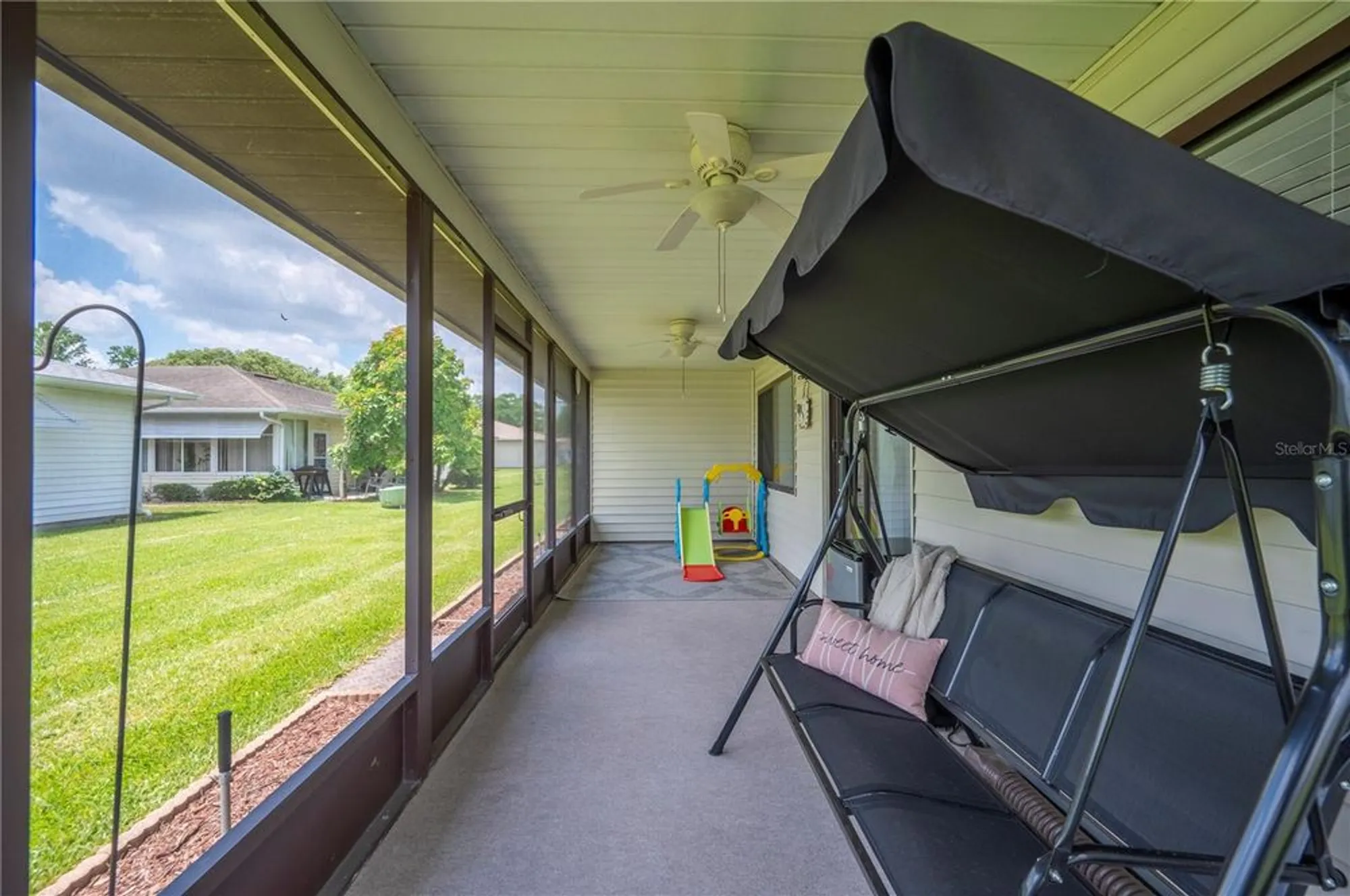 Property Slideshow image 27 of 37 | 1608 colonnades cir, Lakeland, FL, 33811