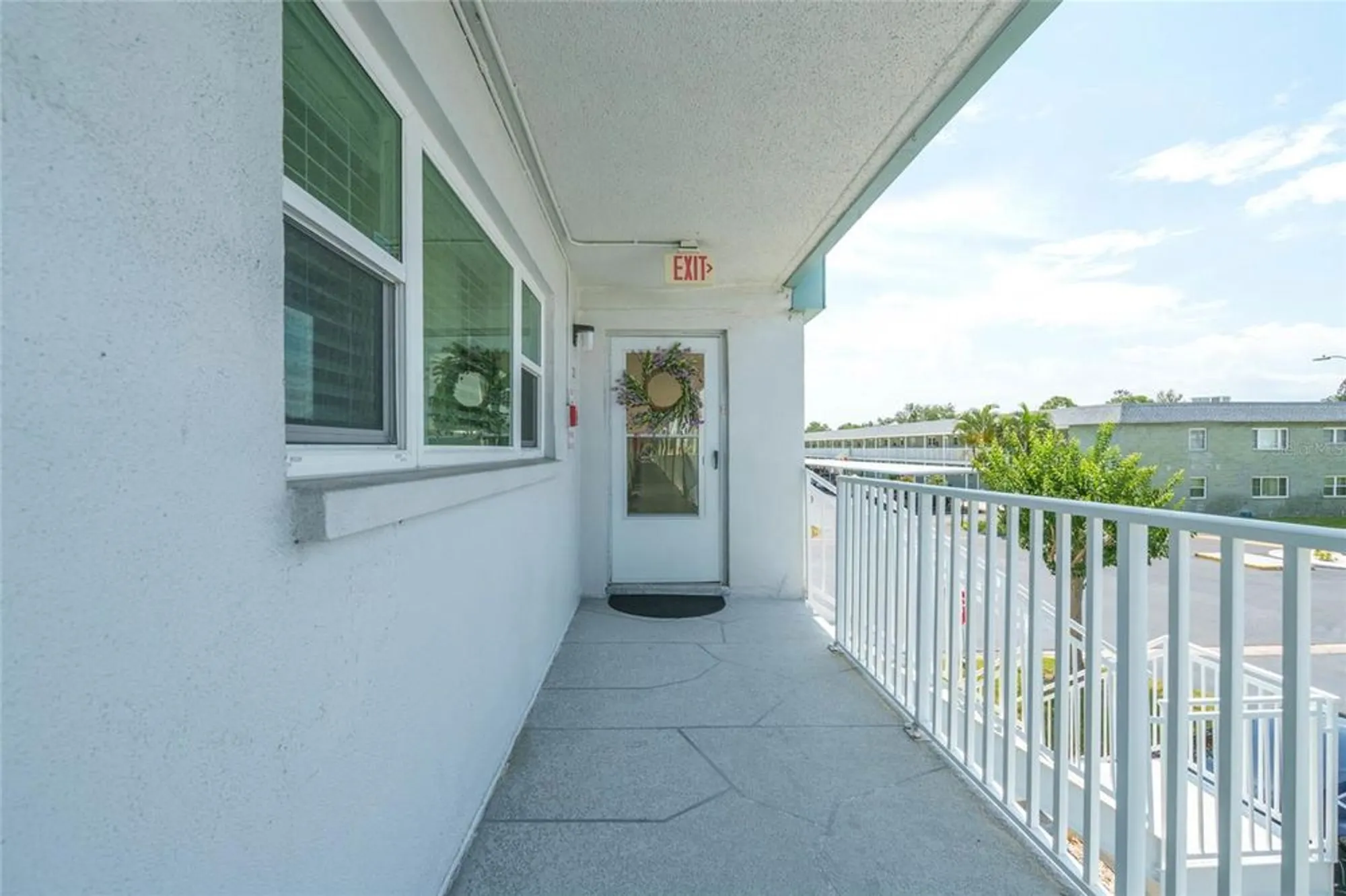 Property Slideshow image 2 of 20 | 5356 81st st n apt 26, Saint Petersburg, FL, 33709