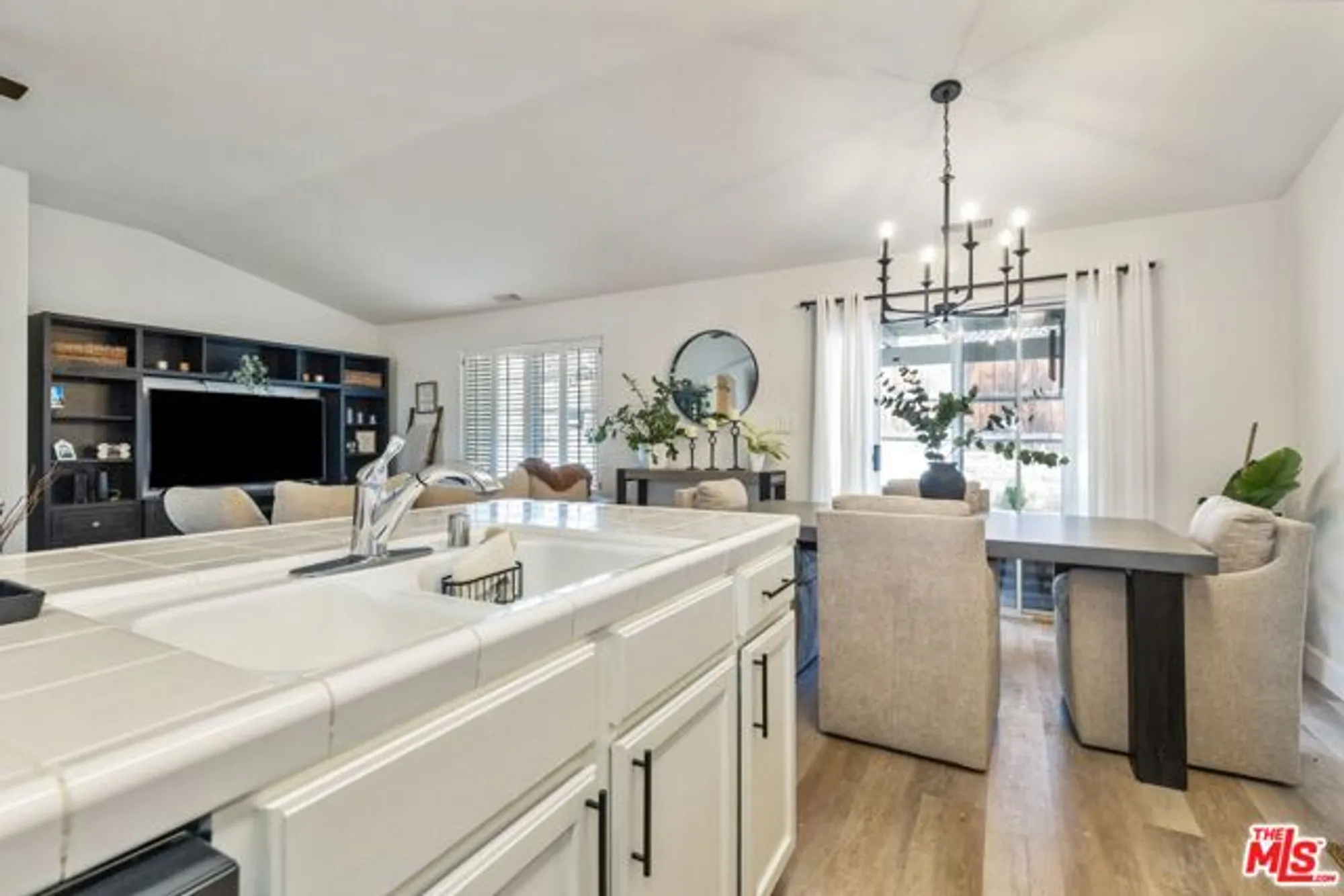 Property Slideshow image 29 of 62 | 2774 stonebrook cir, Paso Robles, CA, 93446