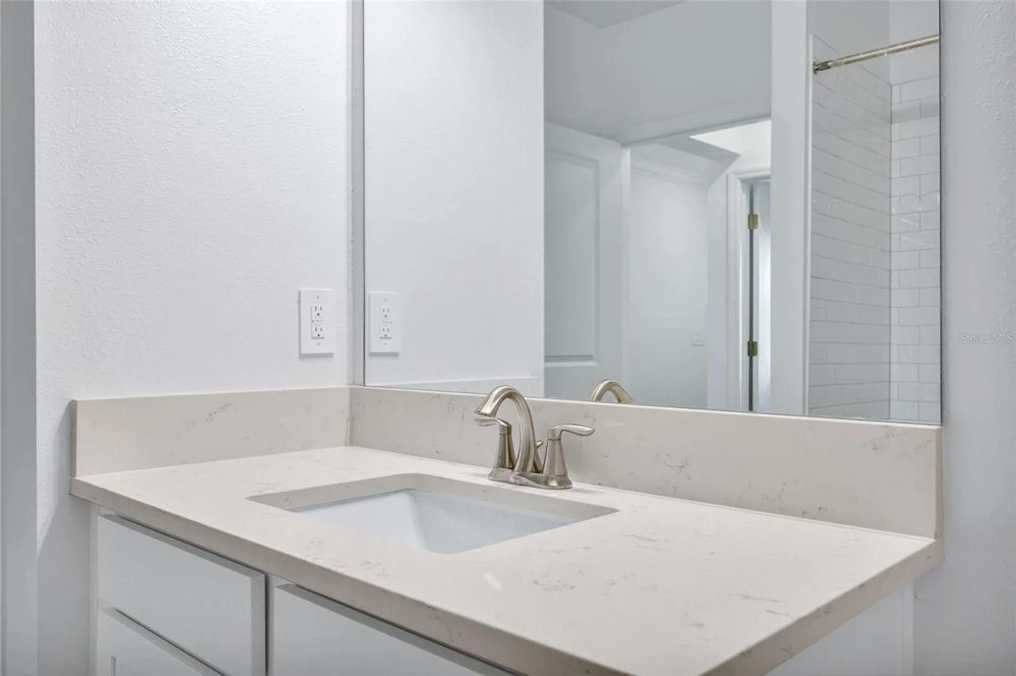 Property Slideshow image 33 of 63 | 17523 holly well ave, Wimauma, FL, 33598