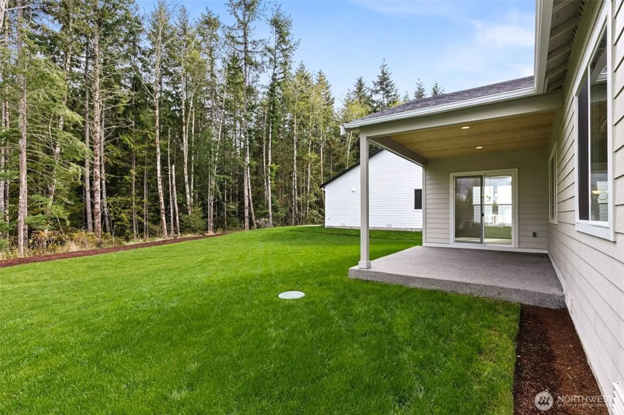 Property Slideshow image 13 of 16 | 61 mccartney peak # 73, Port Ludlow, WA, 98365