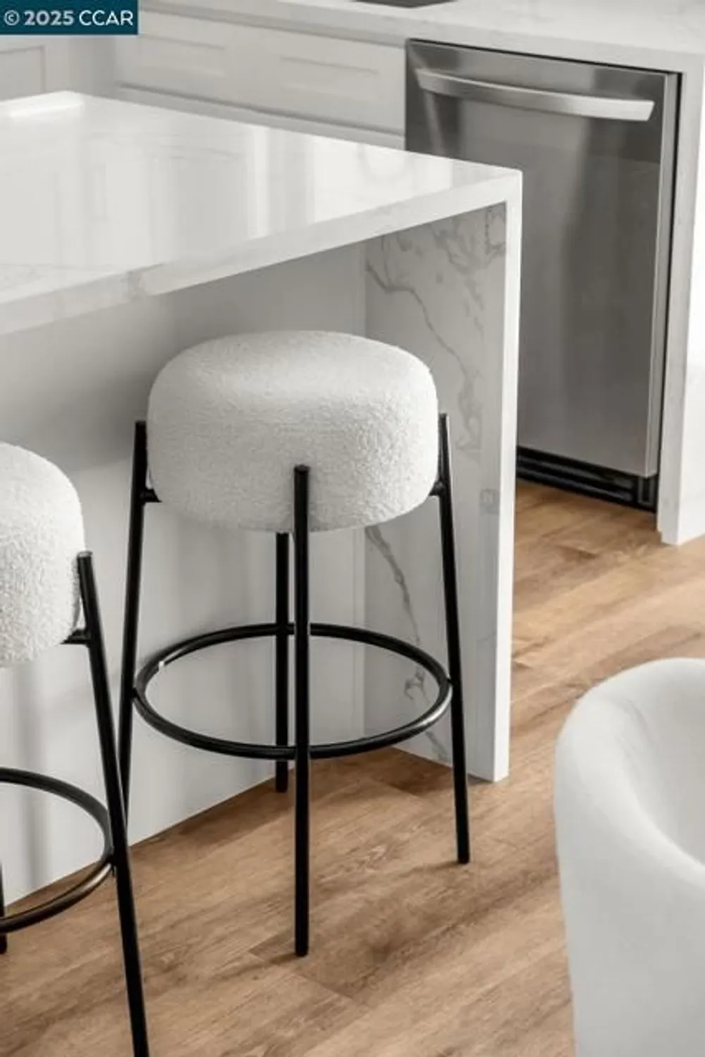 Property Slideshow image 34 of 46 | 2300 pine knoll dr 1, Walnut Creek, CA, 94595