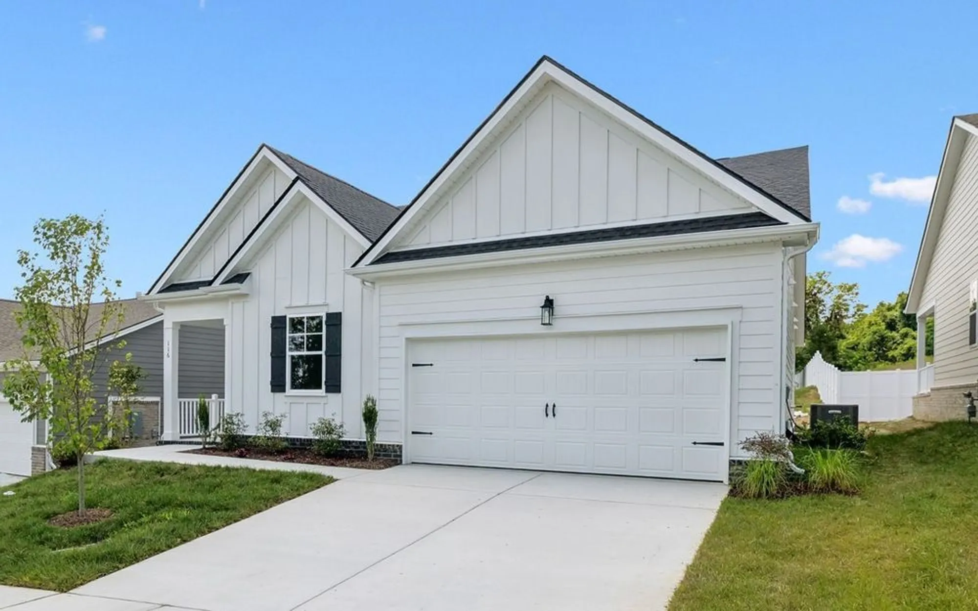 Property Slideshow image 2 of 44 | 116 holly rdg, Antioch, TN, 37013