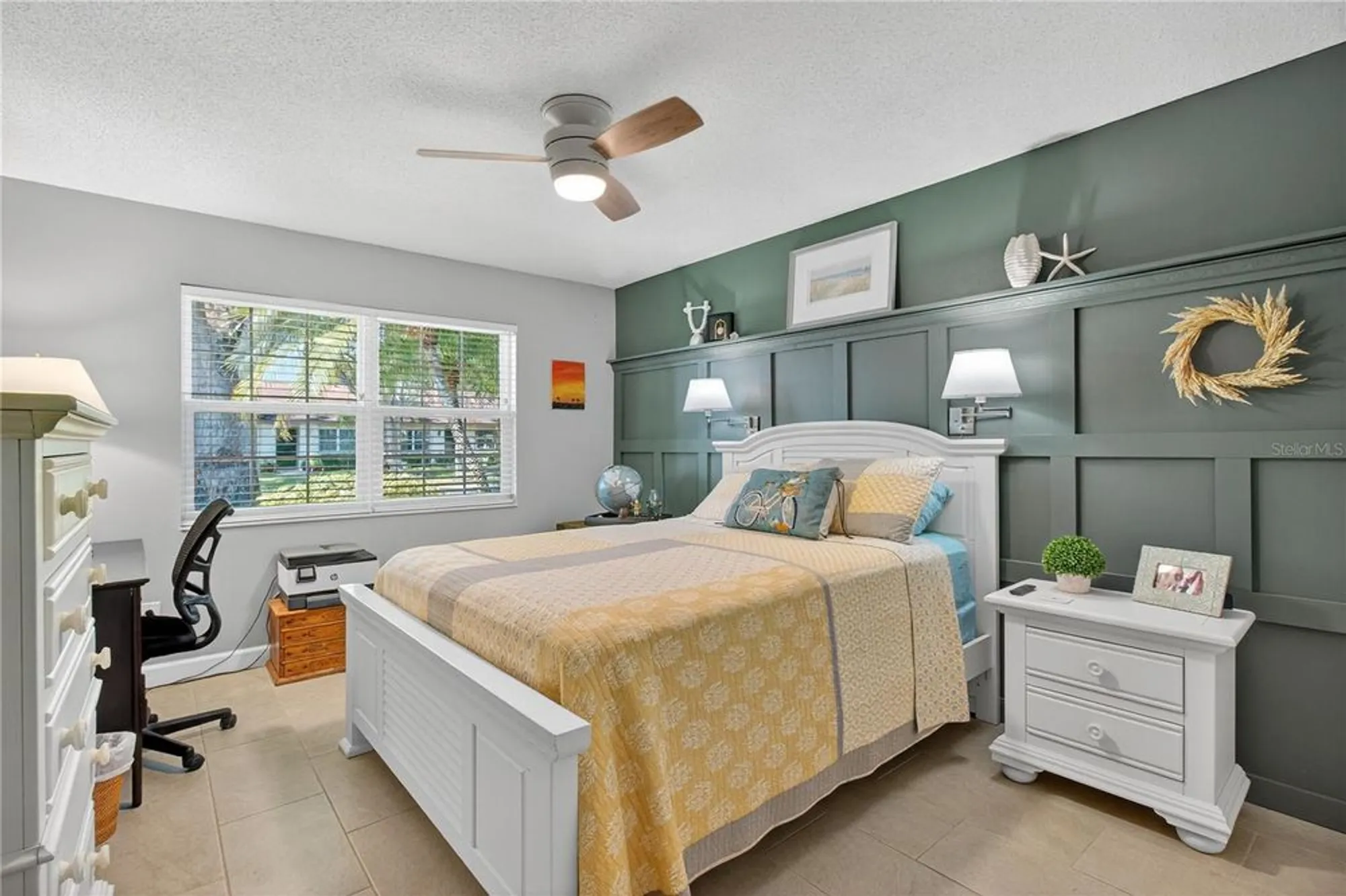 Property Slideshow image 17 of 35 | 839 glen more ct c, Palm Harbor, FL, 34684
