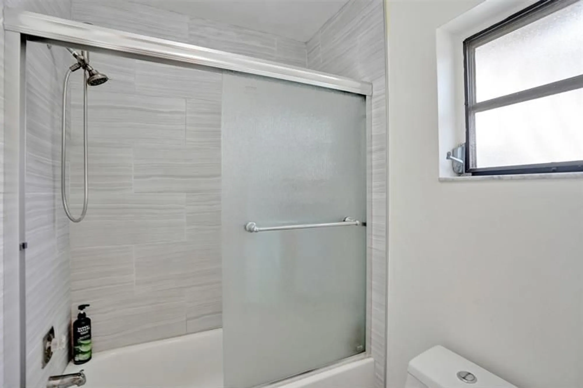 Property Slideshow image 28 of 73 | 1752 sw 19th ave, Deerfield Beach, FL, 33442