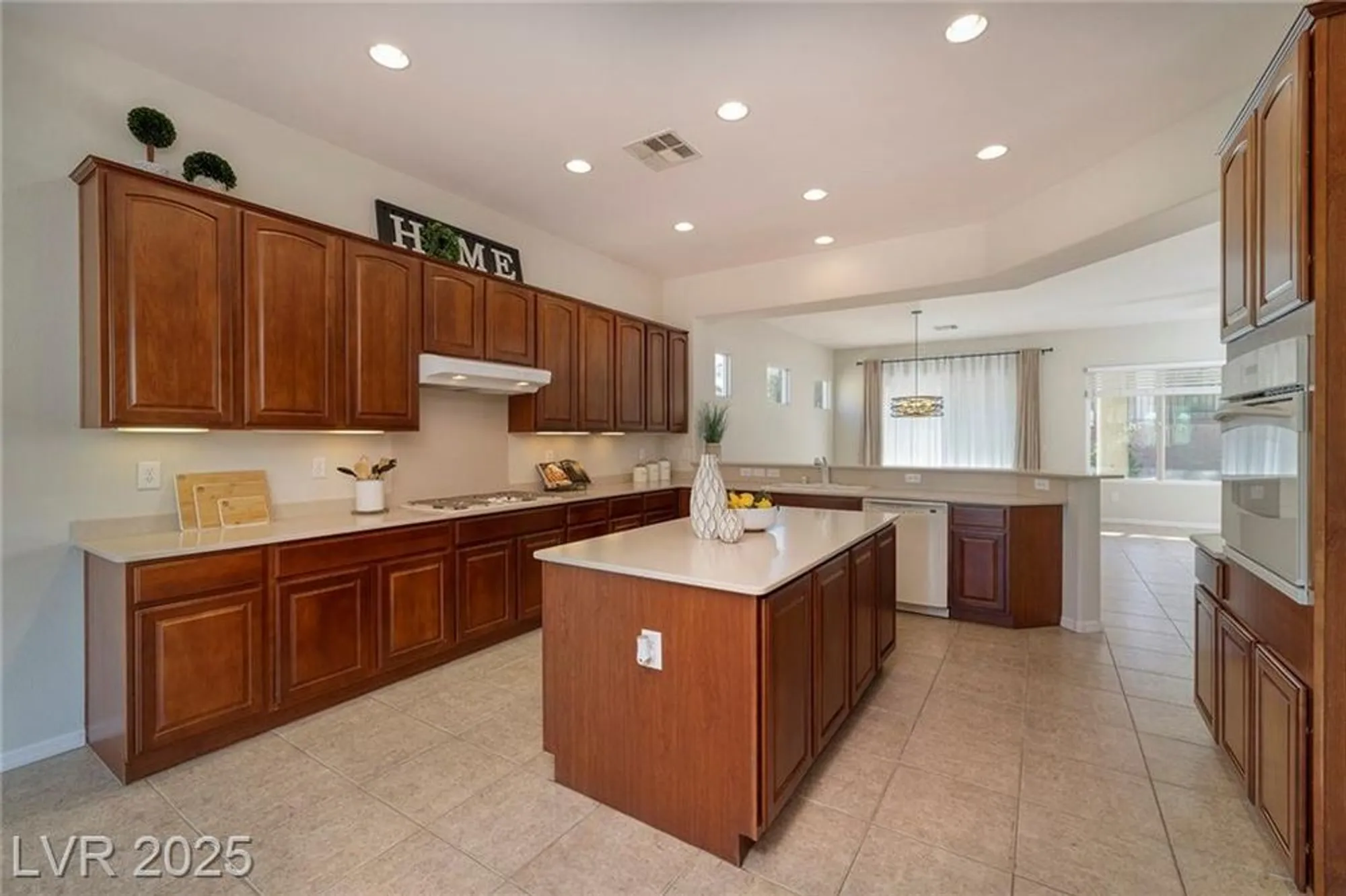 Property Slideshow image 17 of 53 | 2156 twin falls dr, Henderson, NV, 89044