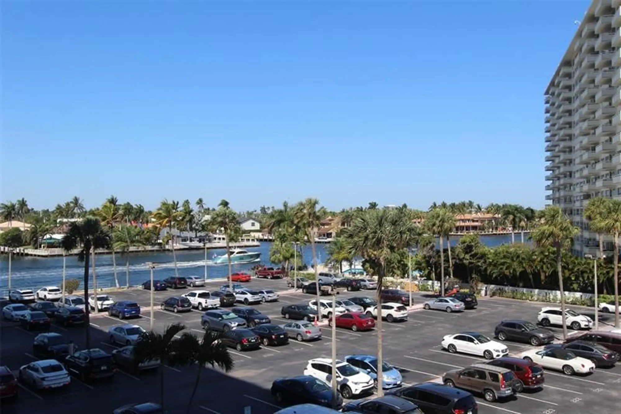 Property Slideshow image 18 of 29 | 3233 ne 34th st apt 406, Fort Lauderdale, FL, 33308