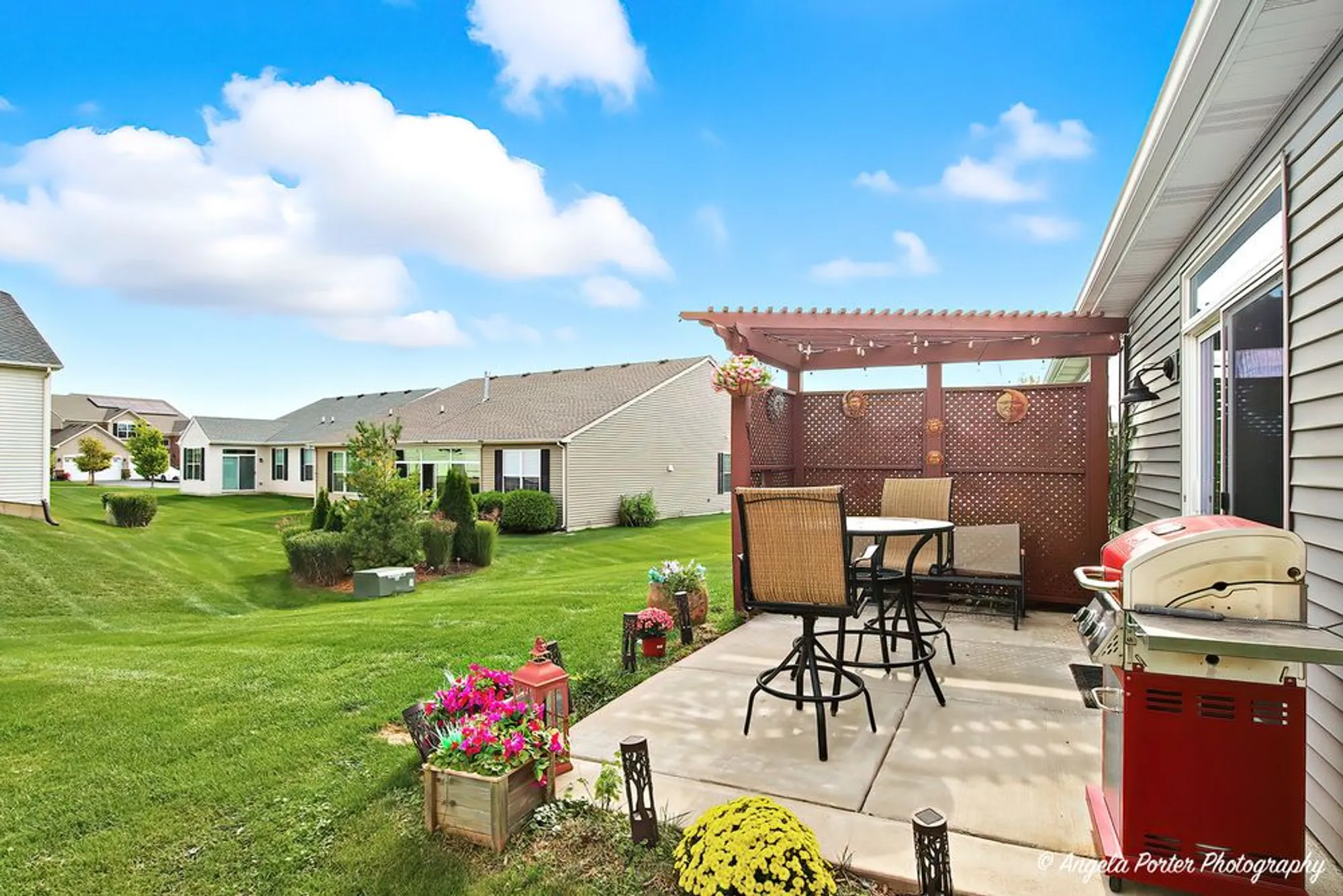 Property Slideshow image 26 of 30 | 1817 alta dr, Volo, IL, 60020