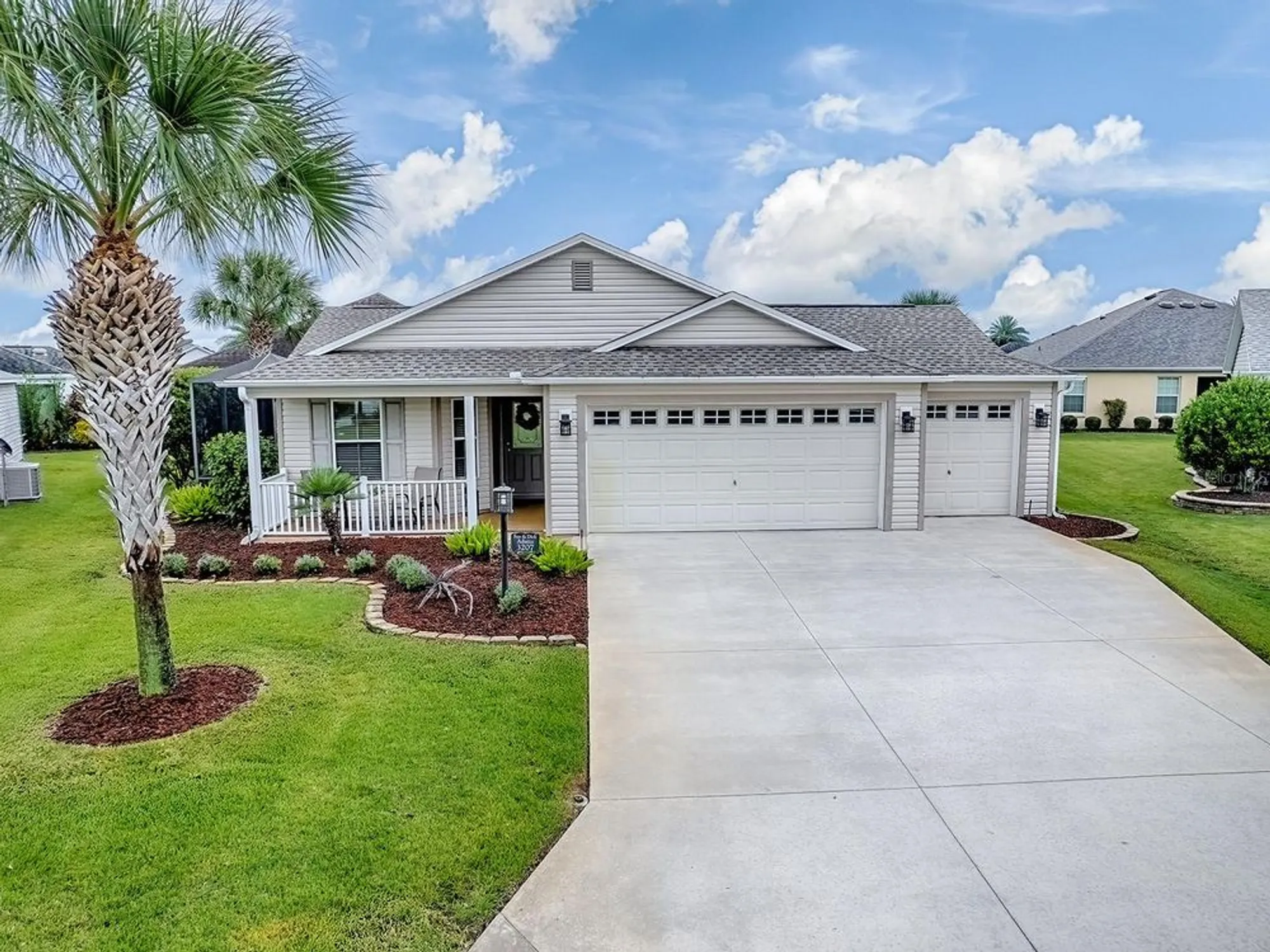 Property Slideshow image 1 of 53 | 3207 islawild way, The Villages, FL, 32163
