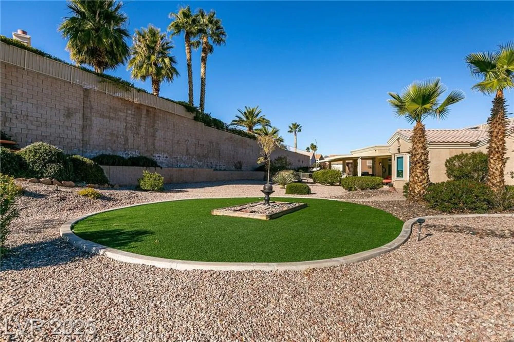 Property Slideshow image 34 of 46 | 1901 capestone st, Las Vegas, NV, 89134