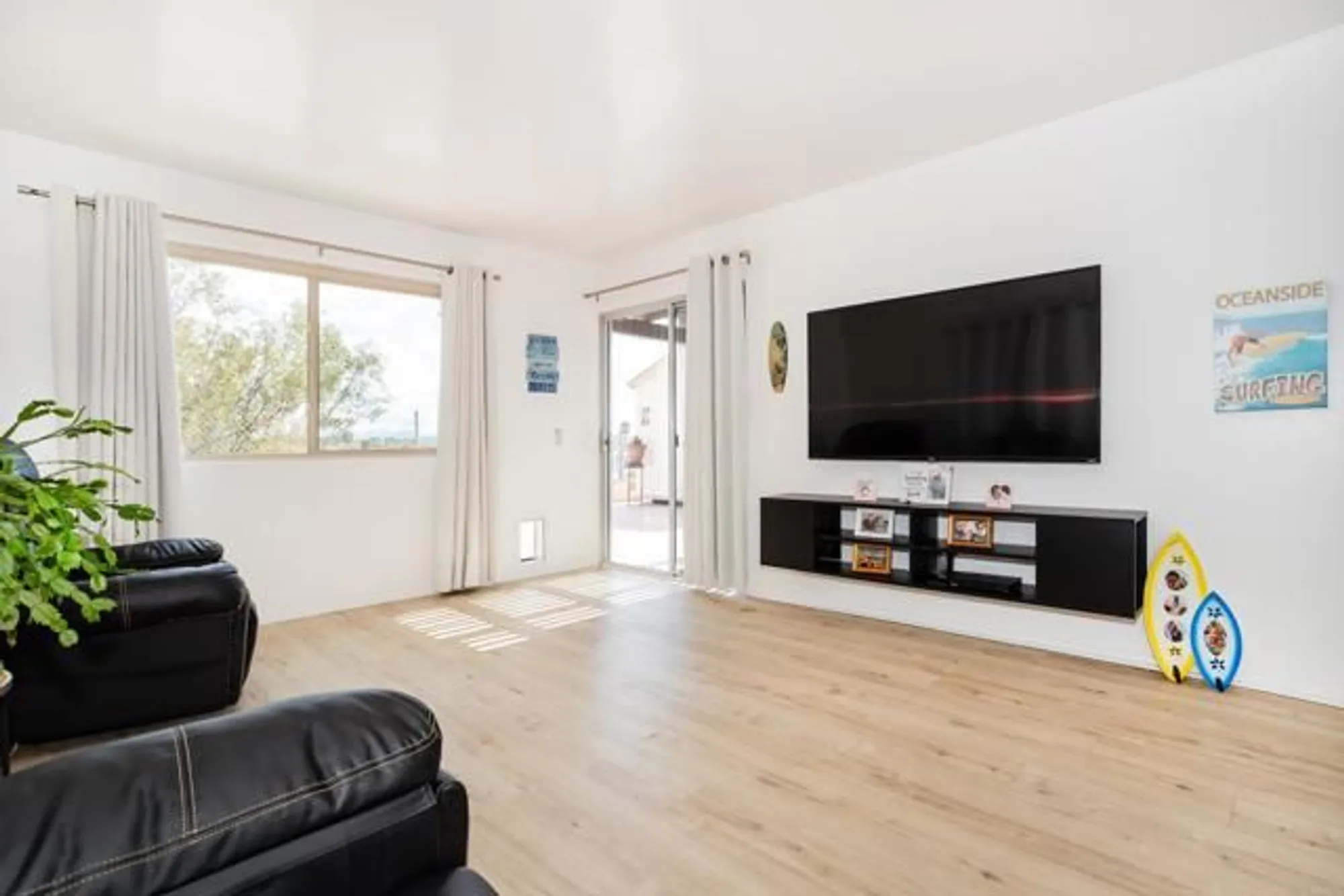 Property Slideshow image 16 of 25 | 1540 highridge dr, Oceanside, CA, 92056