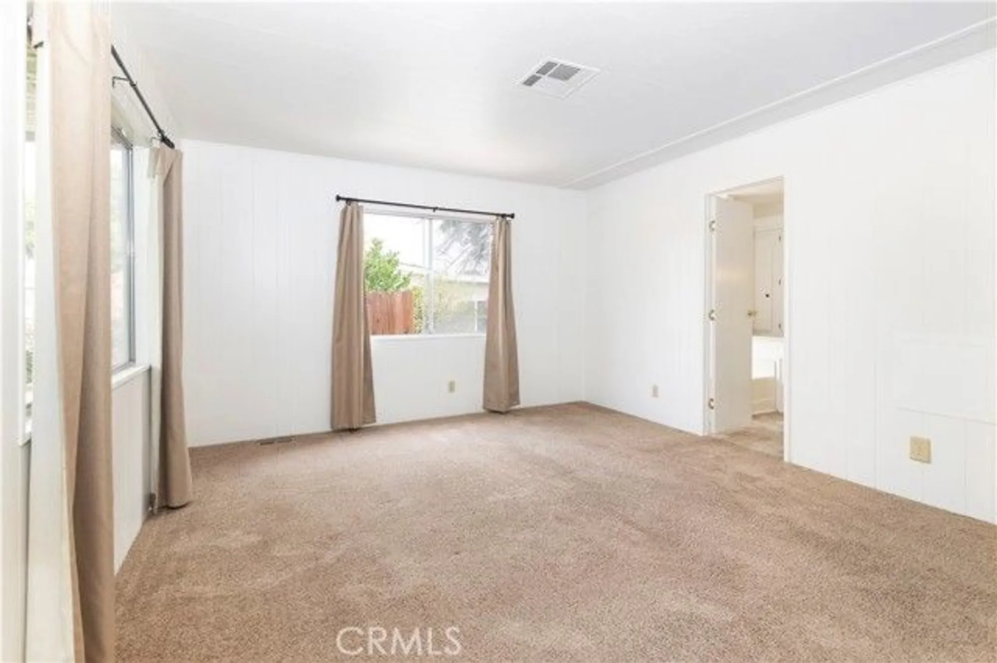 Property Slideshow image 22 of 34 | 2918 dogwood way, Hemet, CA, 92545