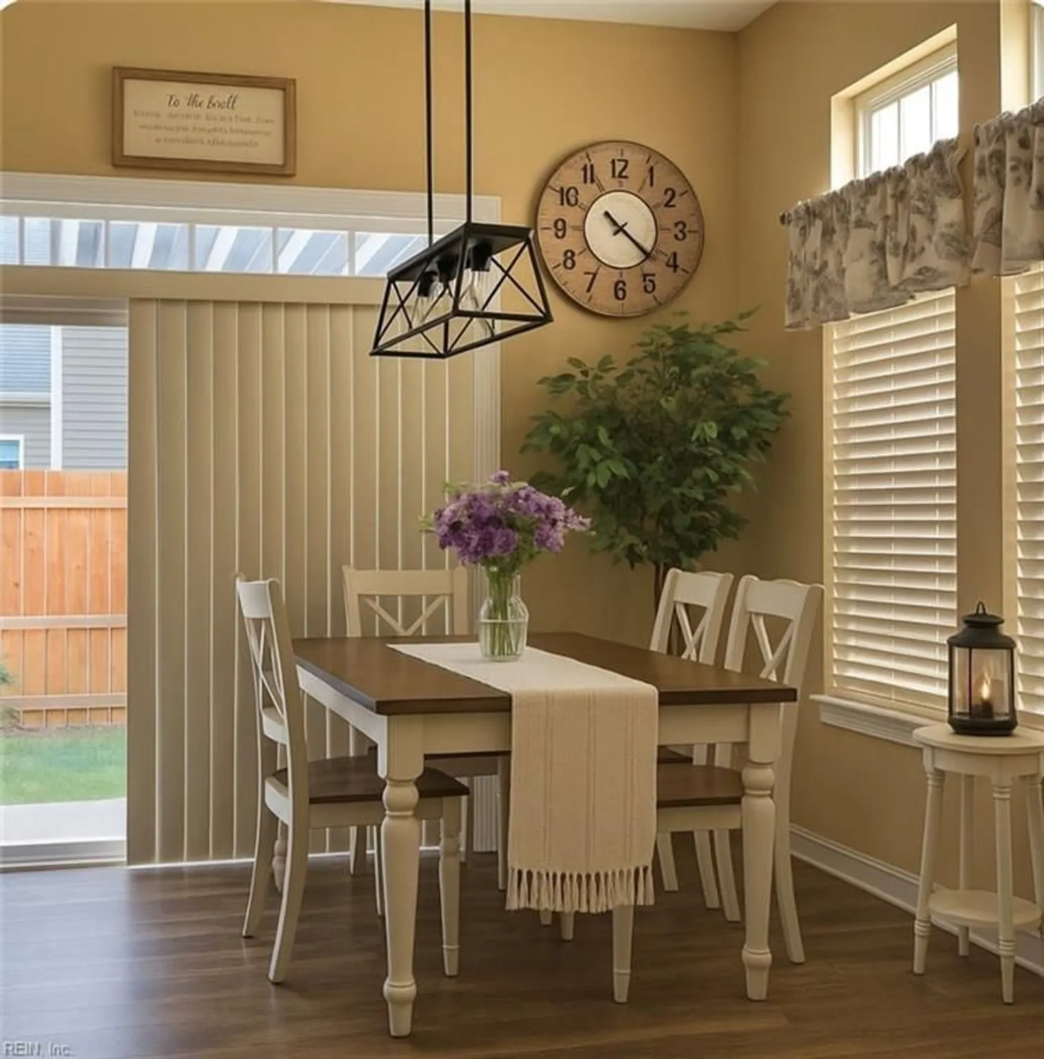 Property Slideshow image 7 of 14 | 817 nicholson ct, Chesapeake, VA, 23320