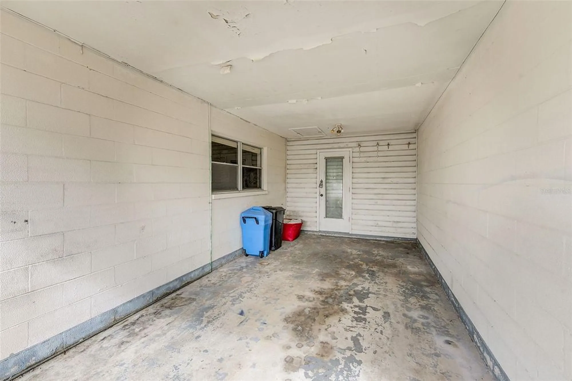 Property Slideshow image 19 of 32 | 4995 trillium ct, Pinellas Park, FL, 33782